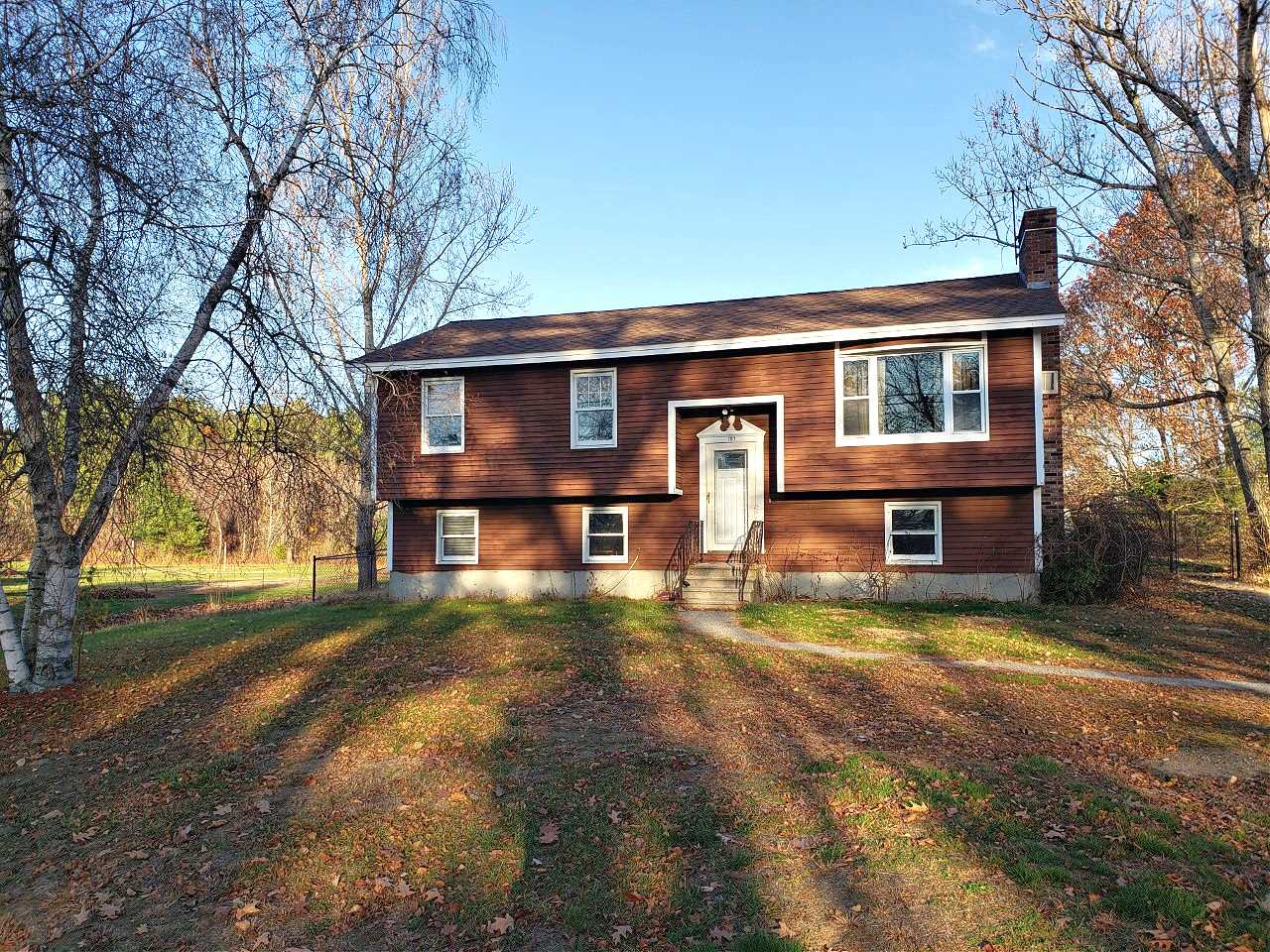 MLS 4836395: 187 Charles Bancroft Highway, Litchfield NH