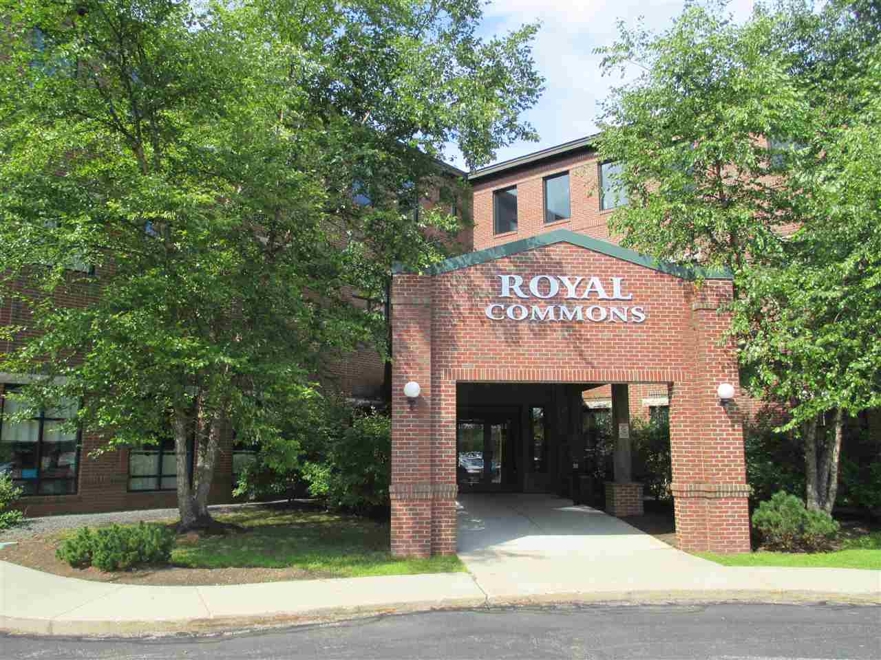 51 Webb Pl, Dover, NH 03820