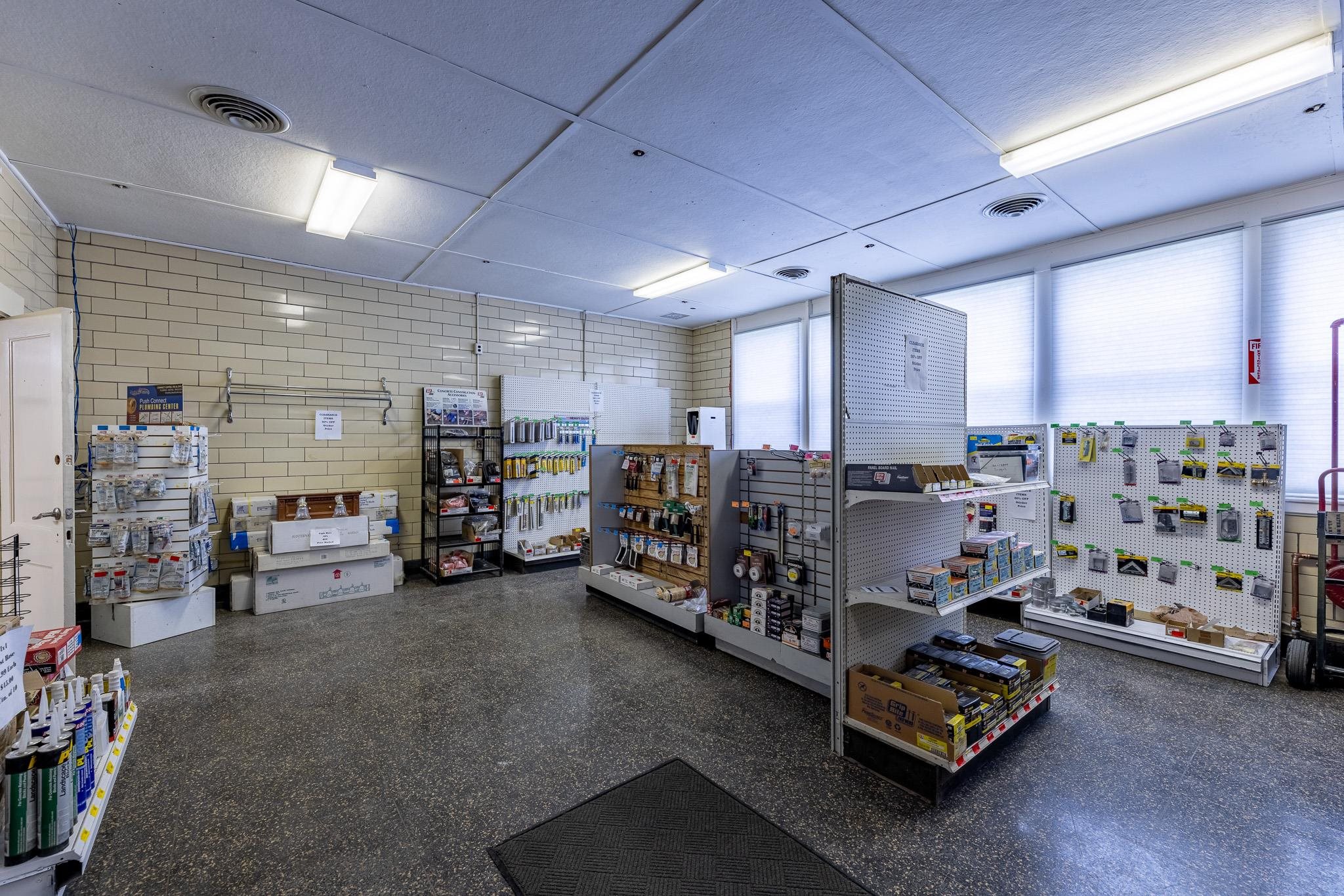 1143 Clark Pond Rd, Haverhill, NH 03774