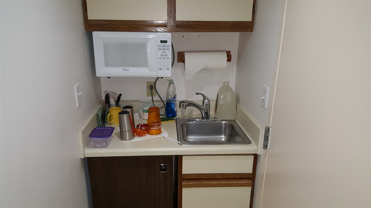 4 Greenleaf Woods Dr #301, Portsmouth, NH 03801