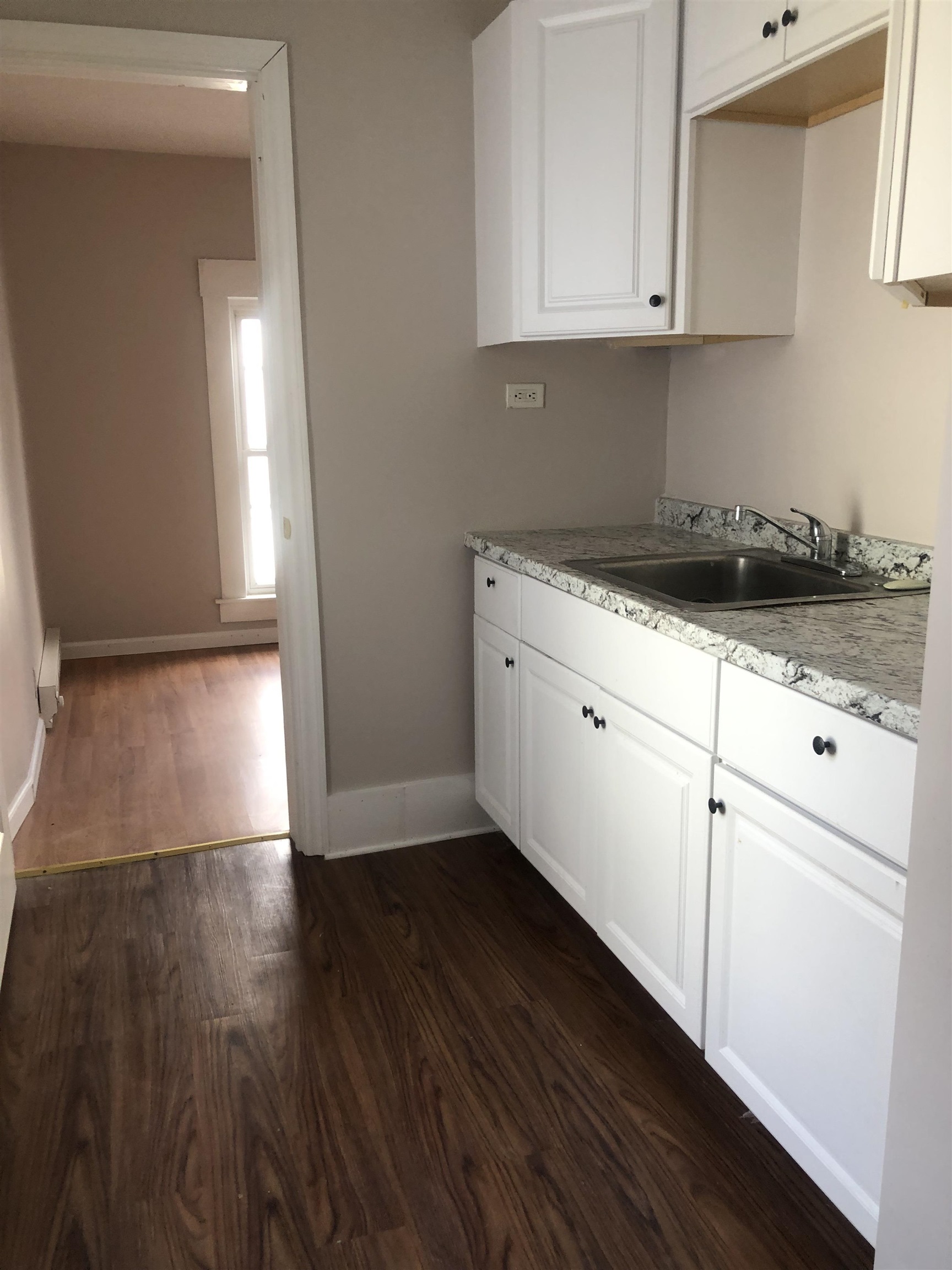 183 Cartier St, Manchester, NH 03102