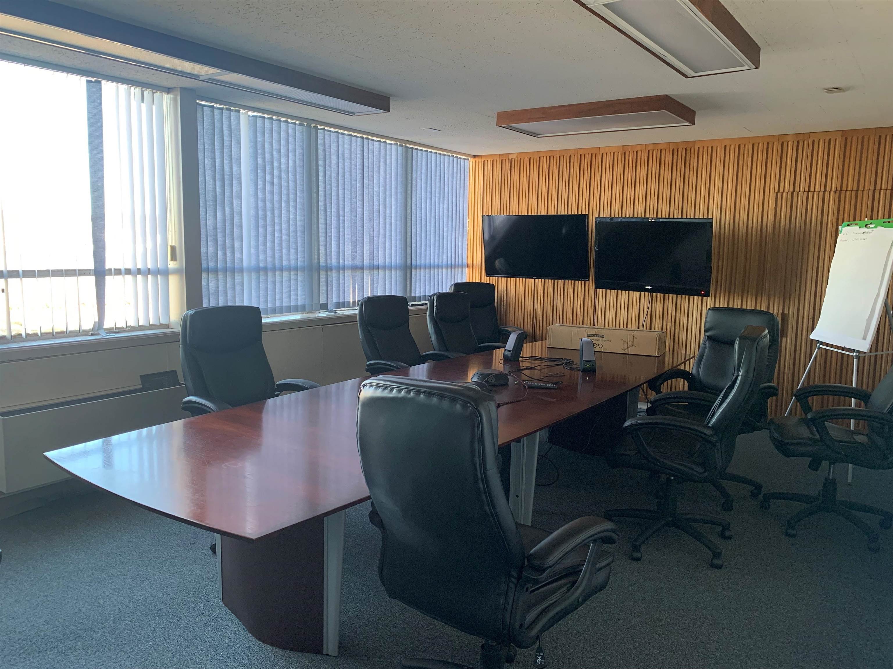 99 Airport Rd, Concord, NH 03301