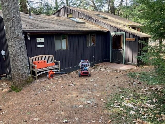 11 Laurel Glen Lane — photo 1