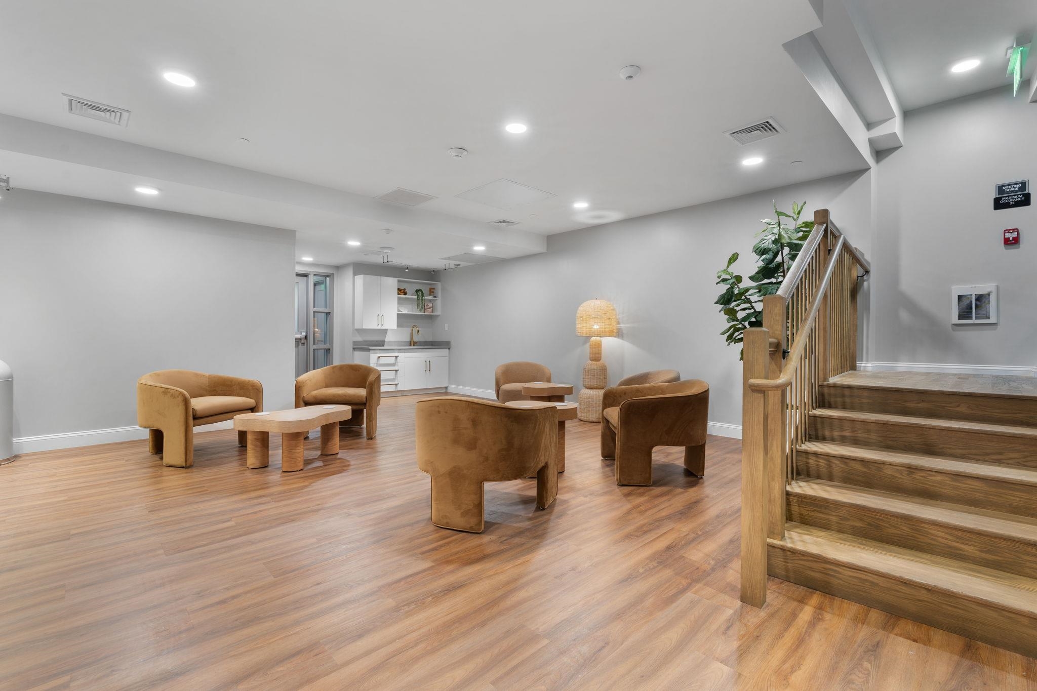 99 Foundry Pl, Portsmouth, NH 03801