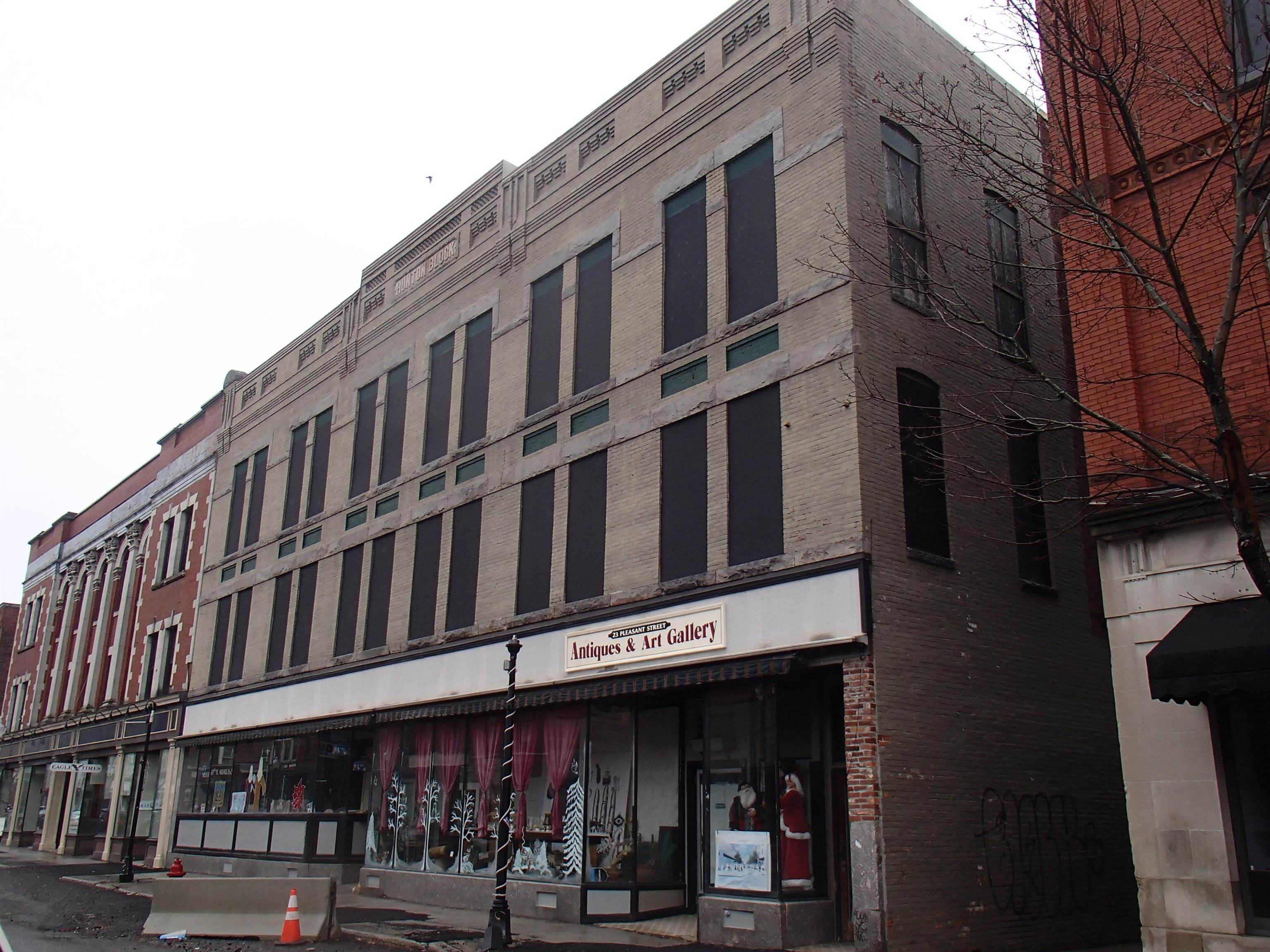 CLAREMONT NH&nbsp;Commercial Property for sale $$437,500 | $15 per sq.ft.