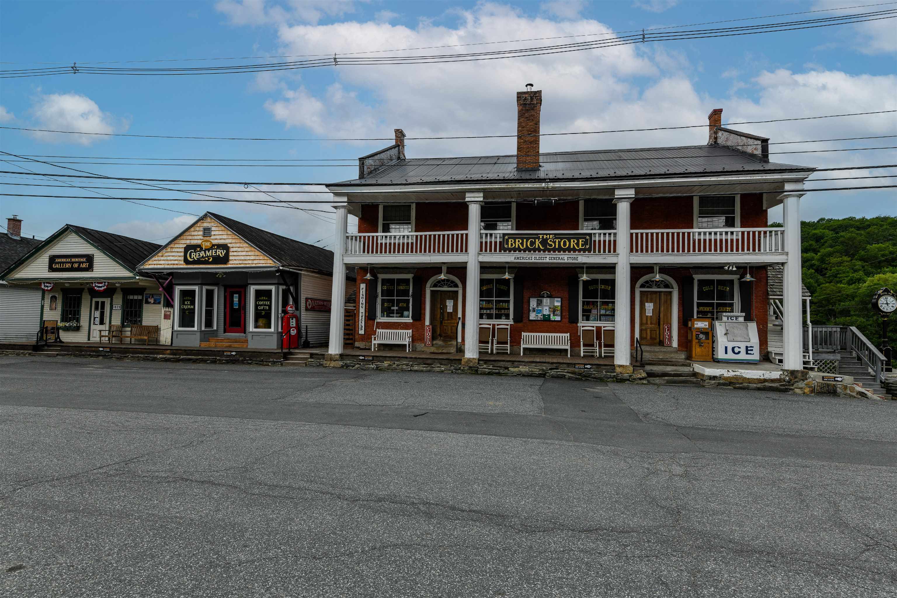 21 Lisbon Rd, Bath, NH 03740