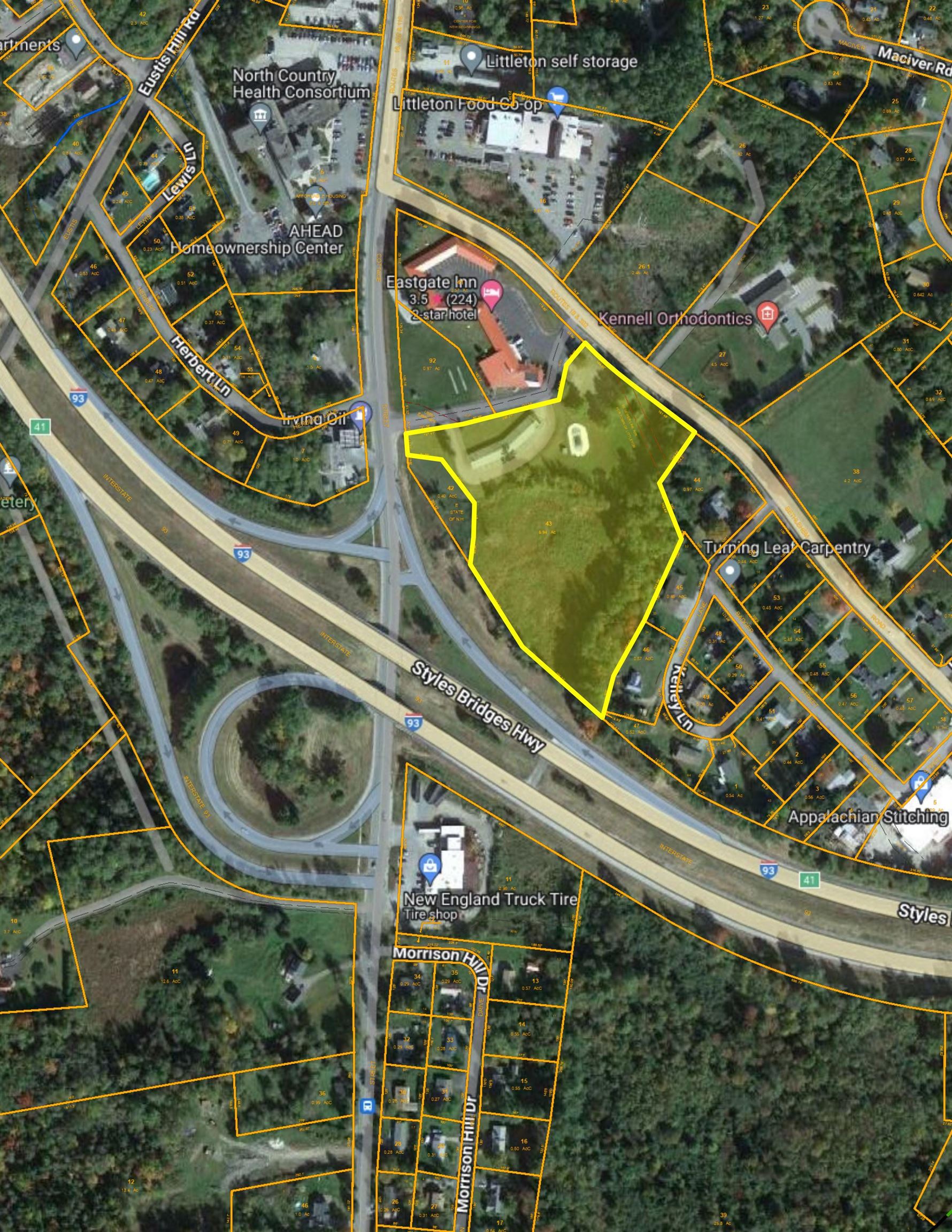 337 Cottage St, Littleton, NH 03561