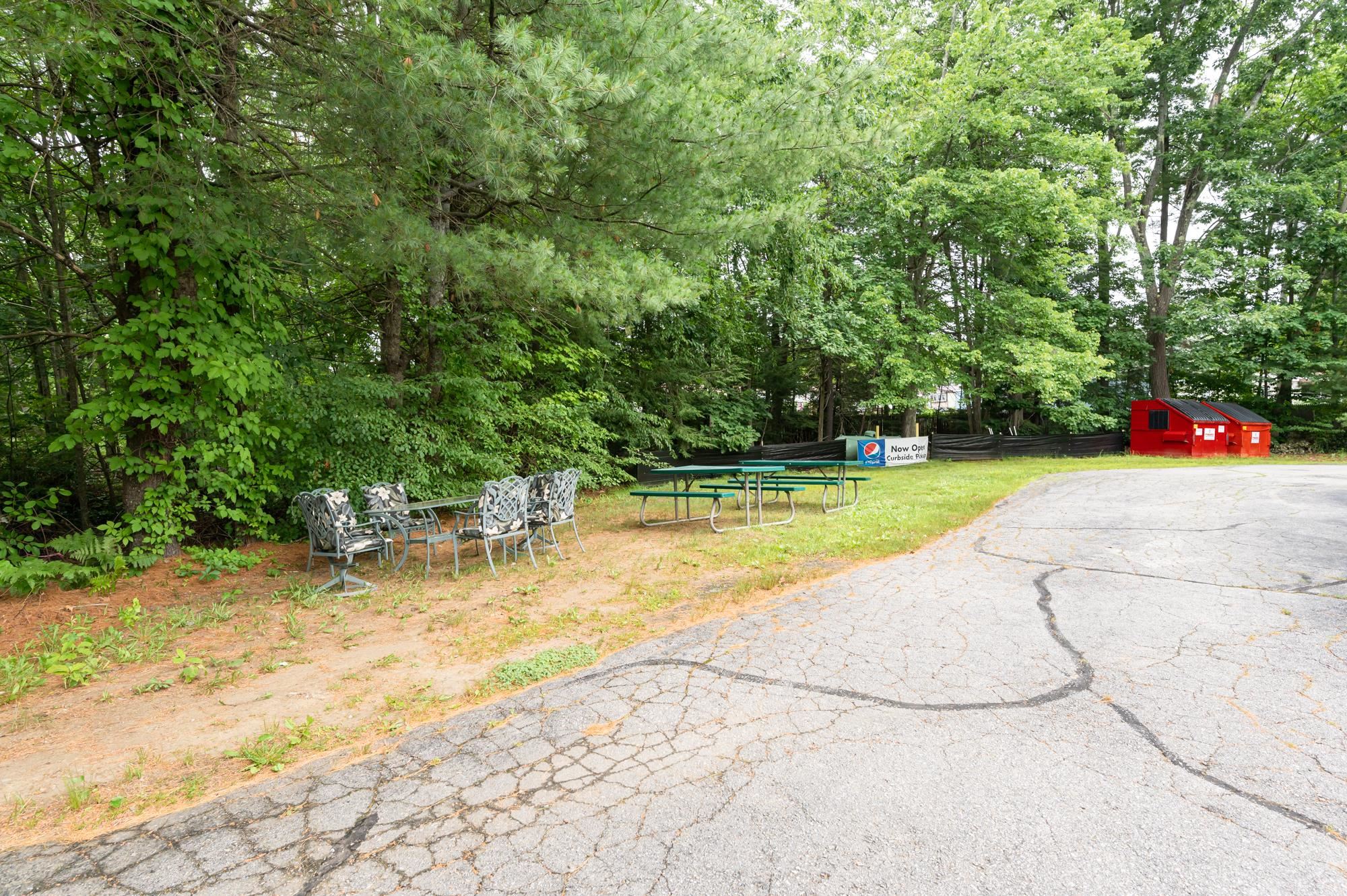 272 Calef Hw, Epping, NH 03042