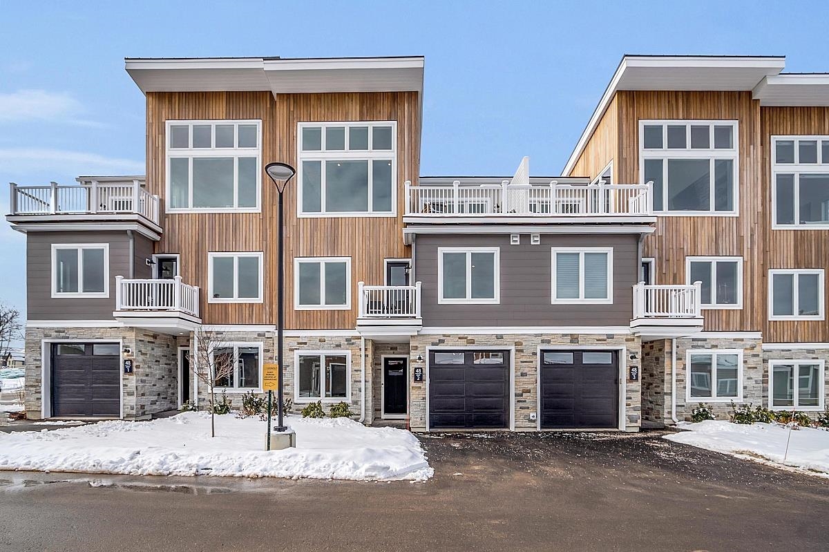 36 Vantage Point Drive — photo 1