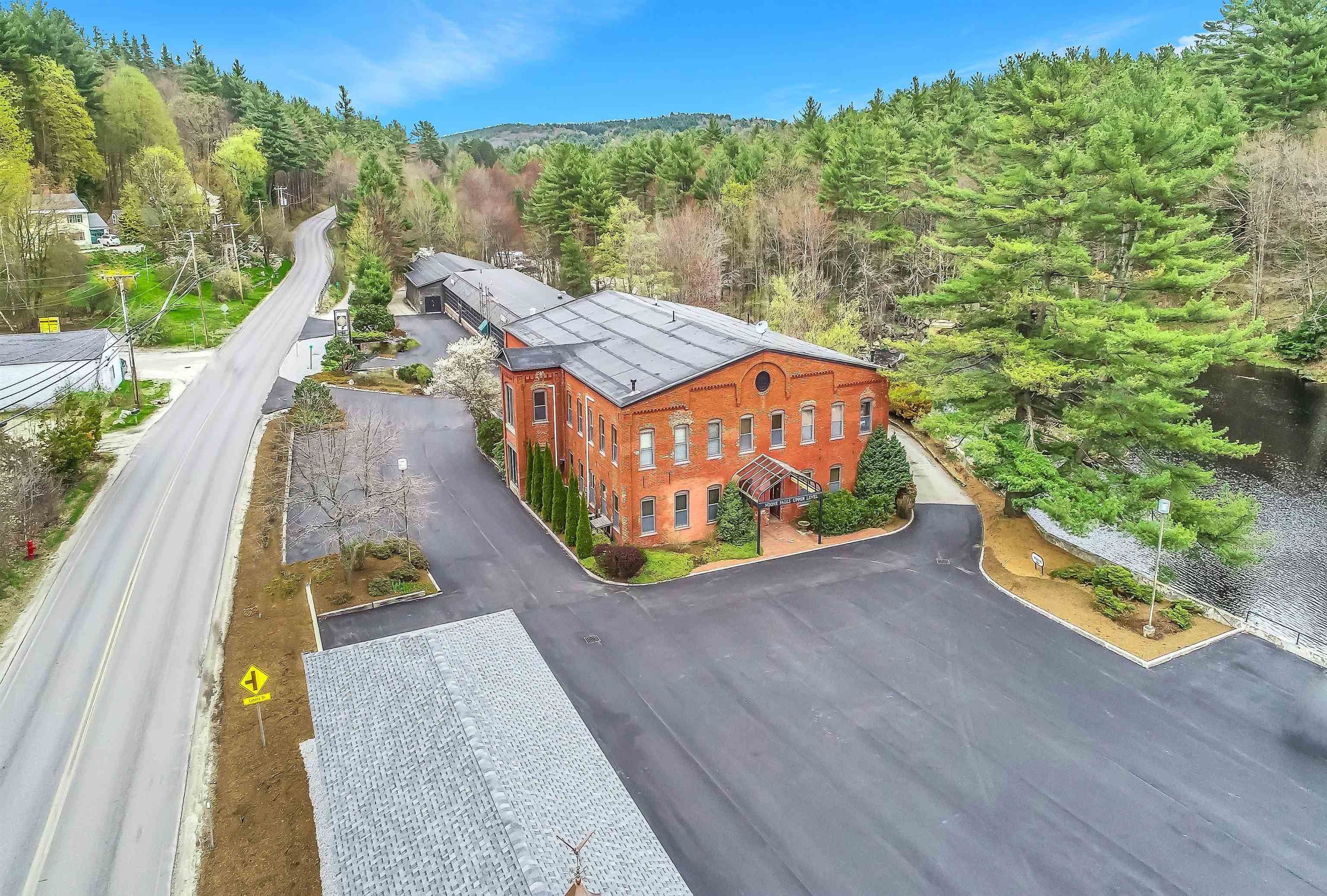 50 Jaffrey Rd, Peterborough, NH 03458