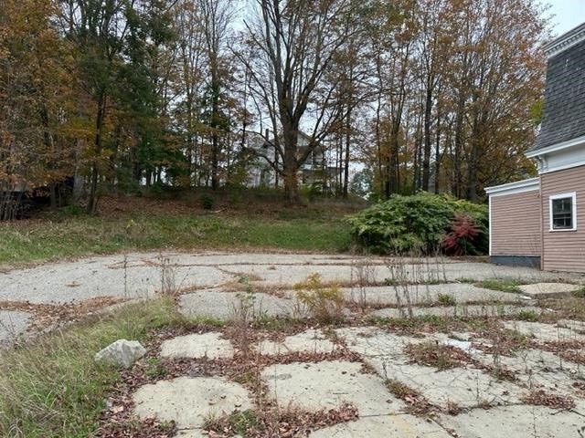 25 High St, Somersworth, NH 03878