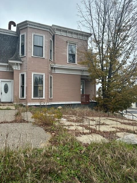25 High St, Somersworth, NH 03878