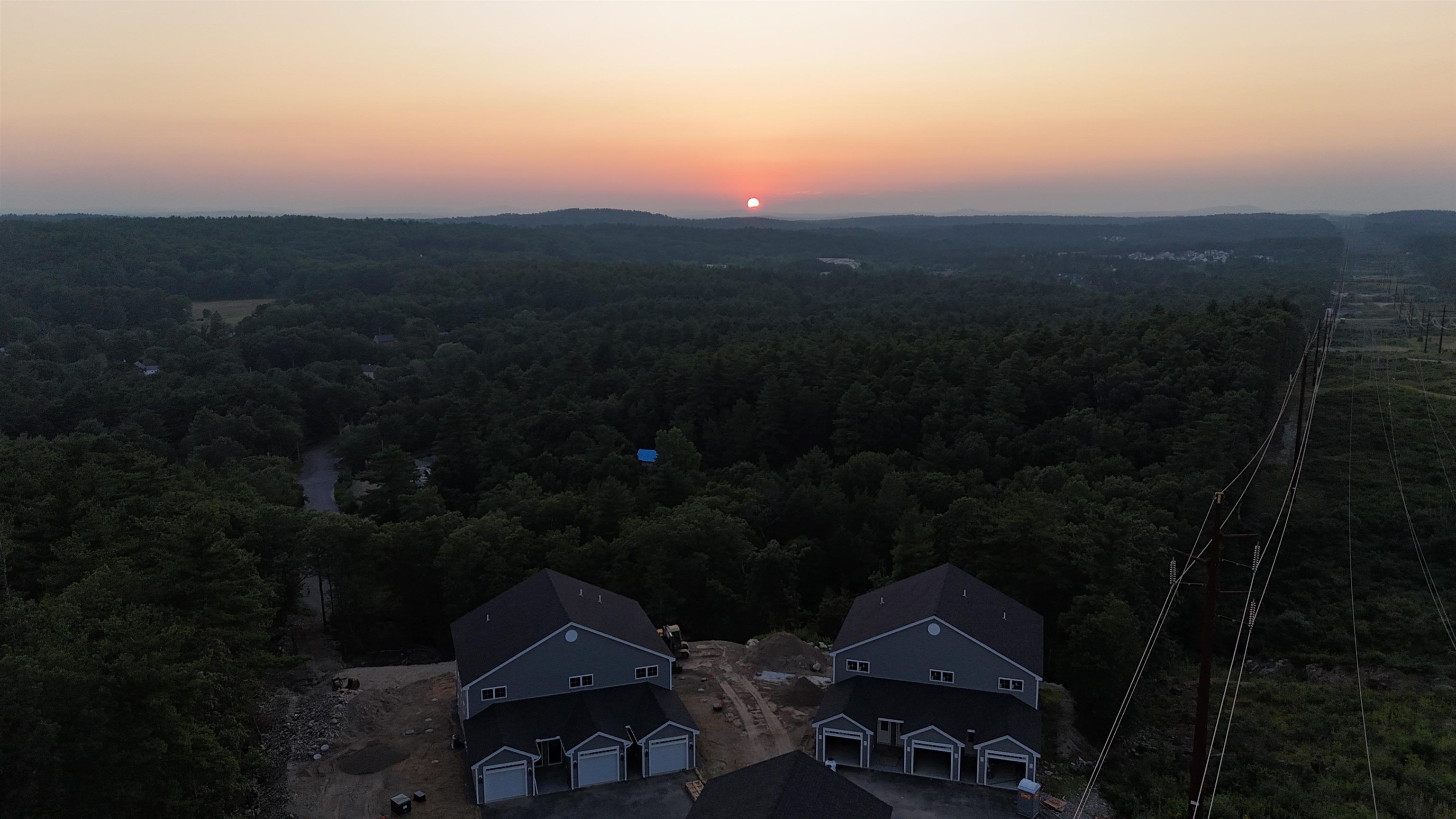 2 Cypress Ln, Windham, NH 03087