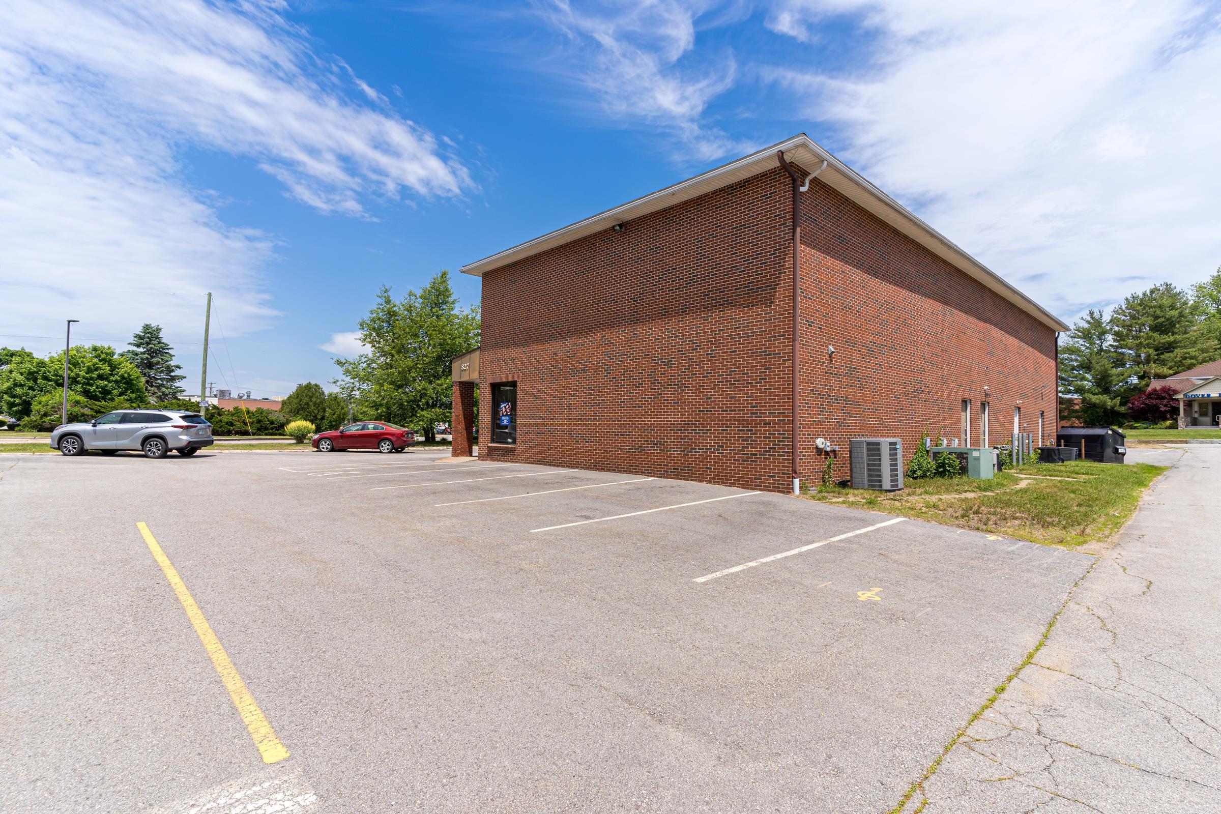 827 Central Ave, Dover, NH 03820