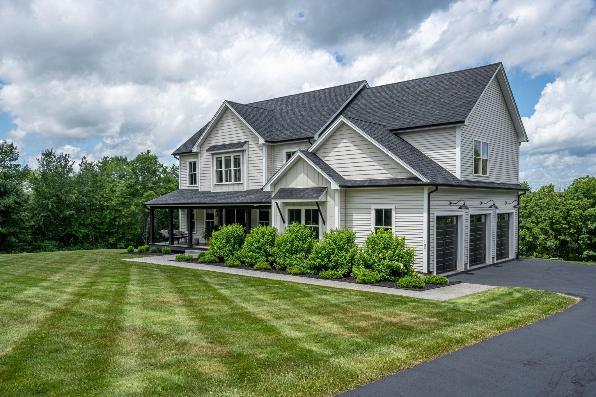 101 Hubbard Hill Rd, Rindge, NH 03461