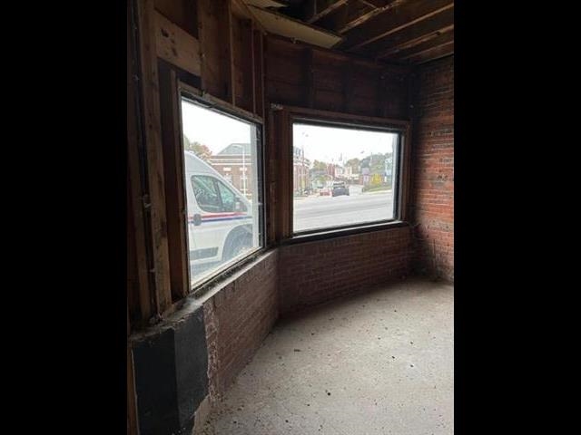 25 High St, Somersworth, NH 03878