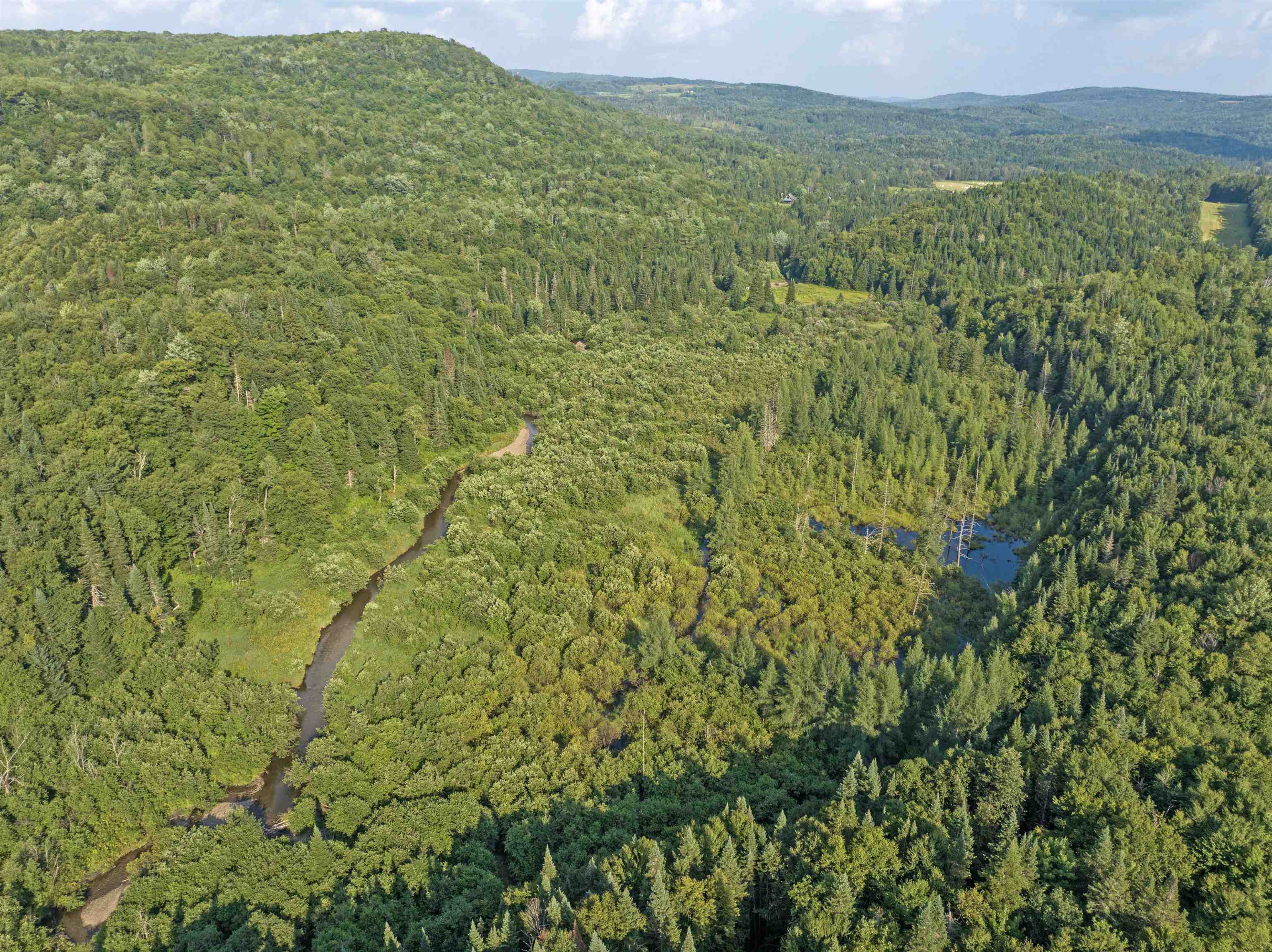 - Bishop Brook Rd, Stewartstown, NH 03576