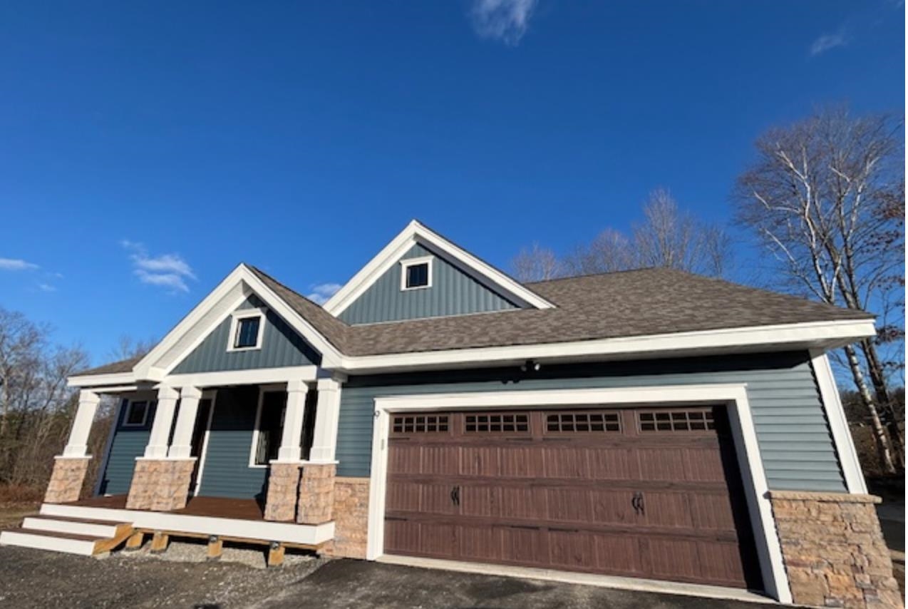 9 Edgewater Drive 17