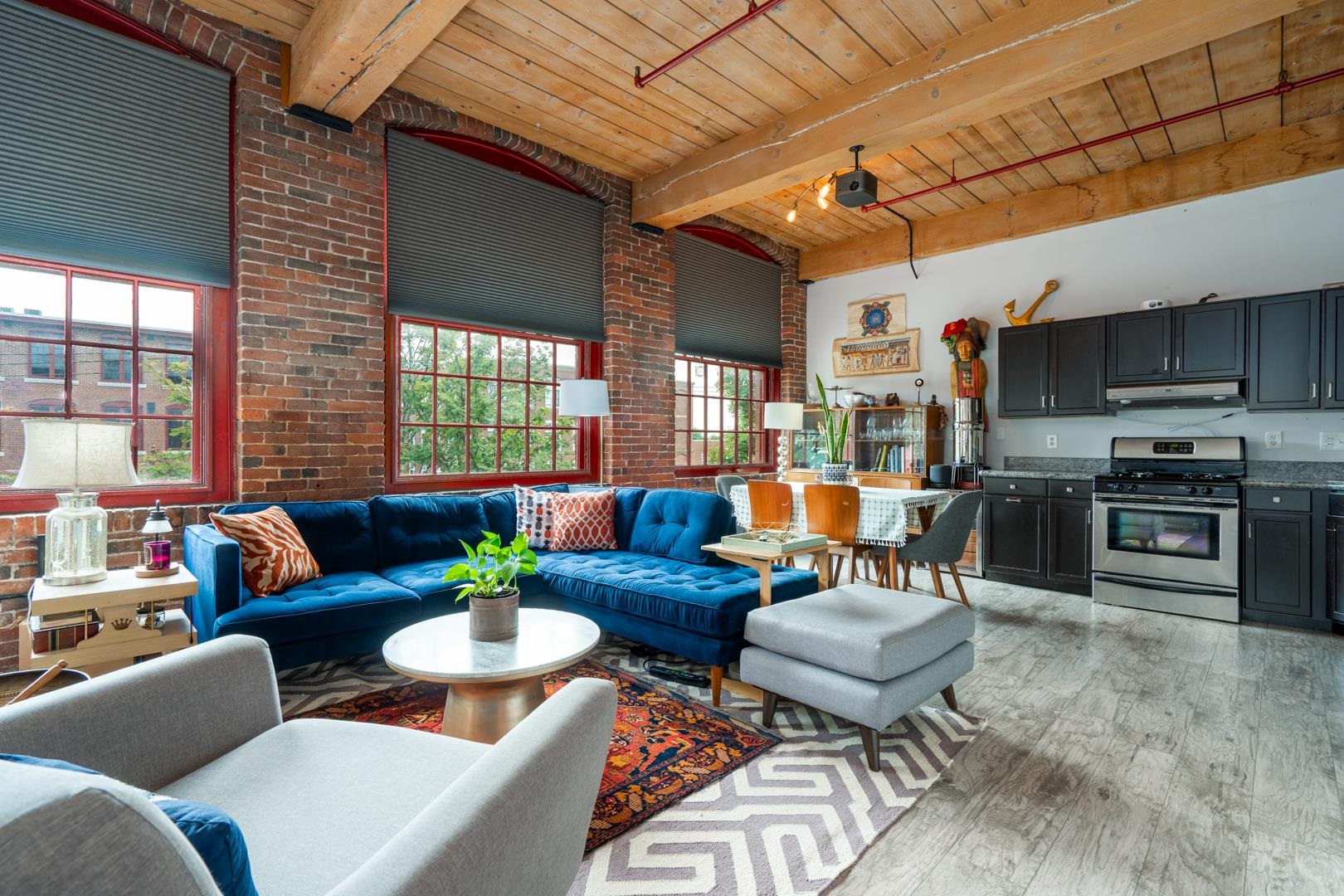 470 Silver Street 302