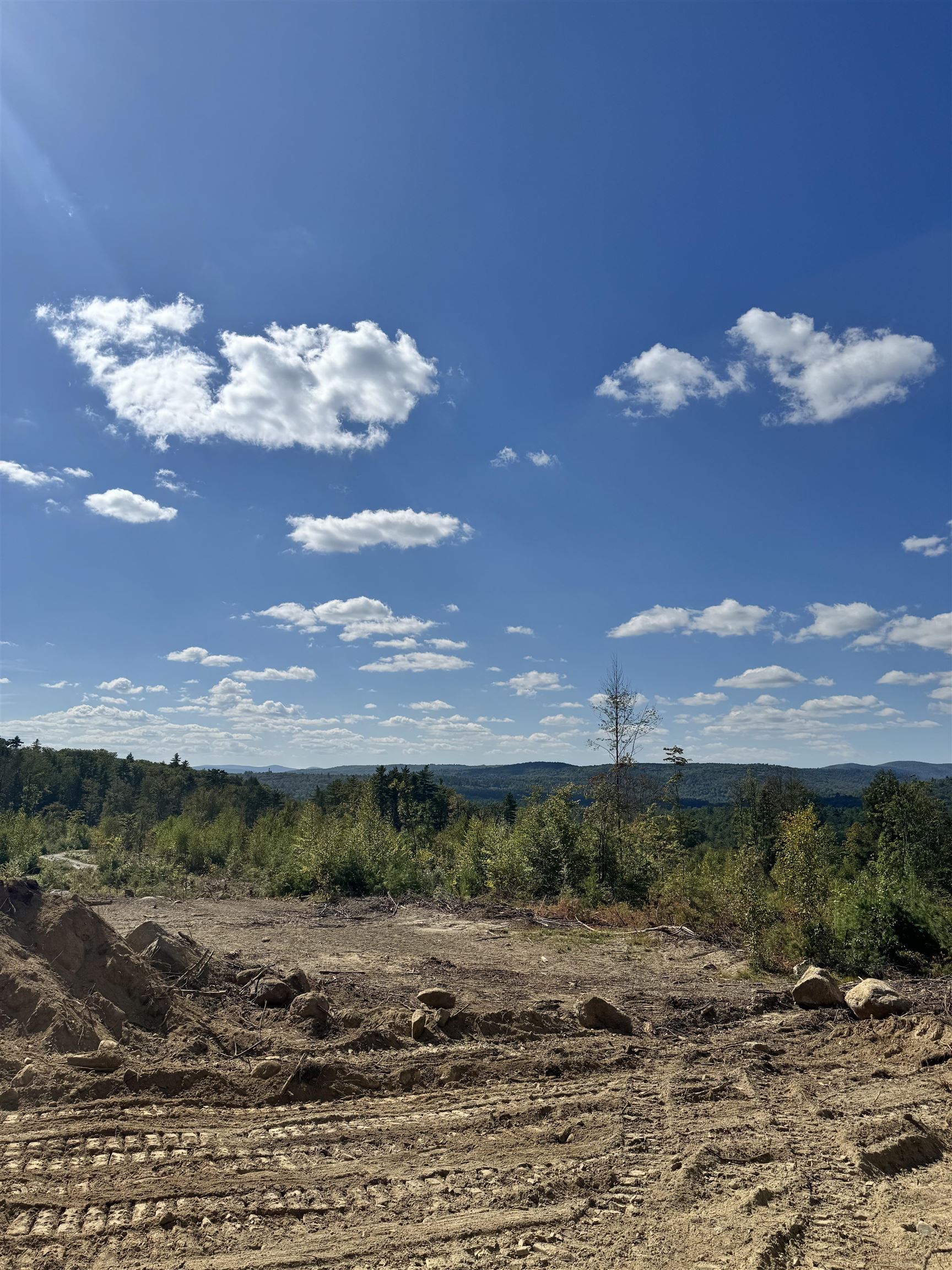 173 Patterson Hill Rd, Henniker, NH 03242