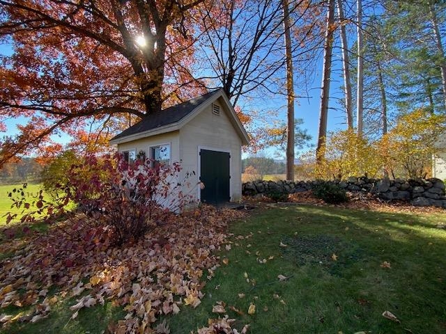 44 Pleasant View Rd, Bradford, NH 03221