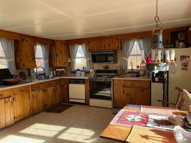 Country Kitchen 22372714