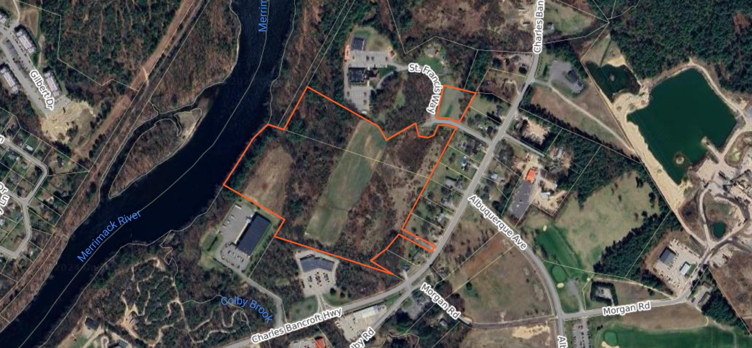 490 Charles Bancroft Hw, Litchfield, NH 03052