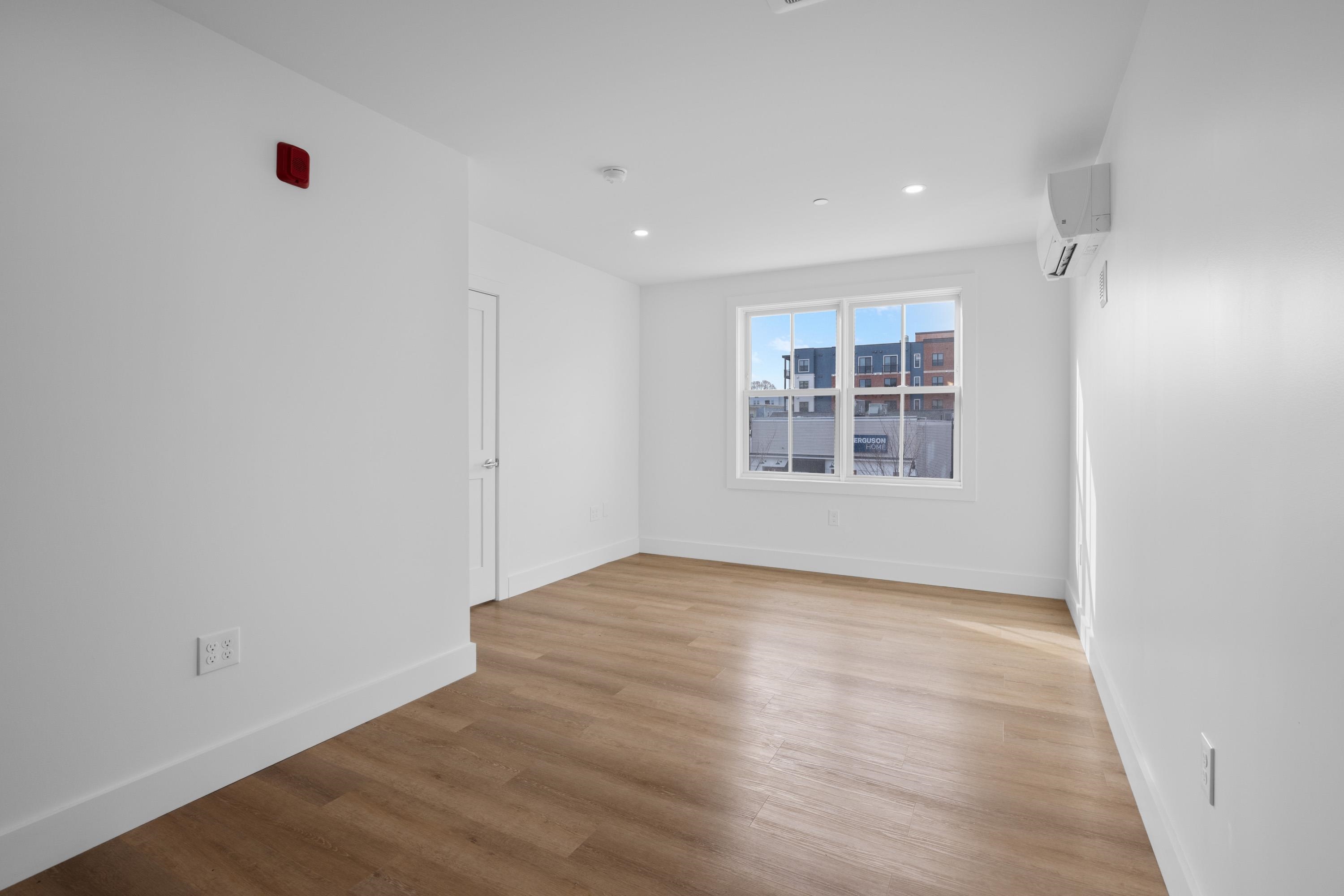 238 Deer St, Portsmouth, NH 03801