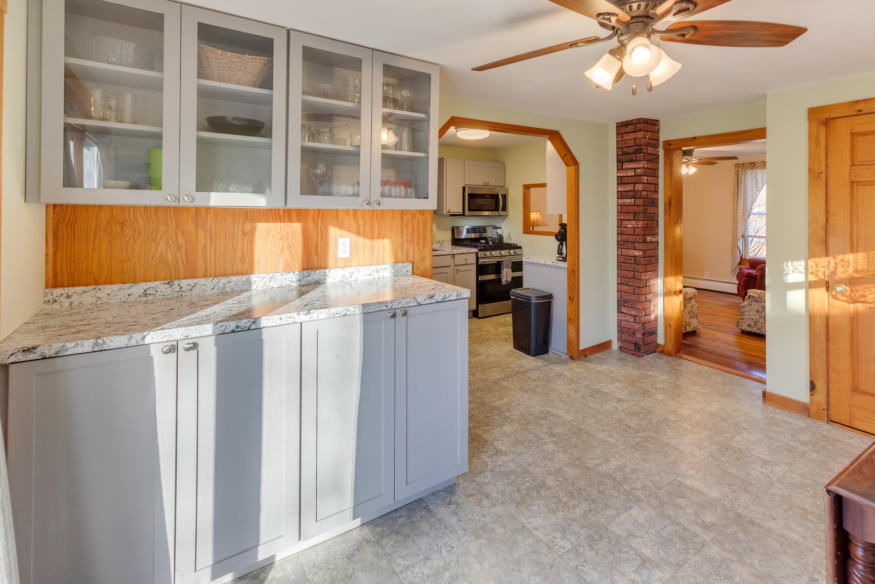 59 Parker Rd, Carroll, NH 03598