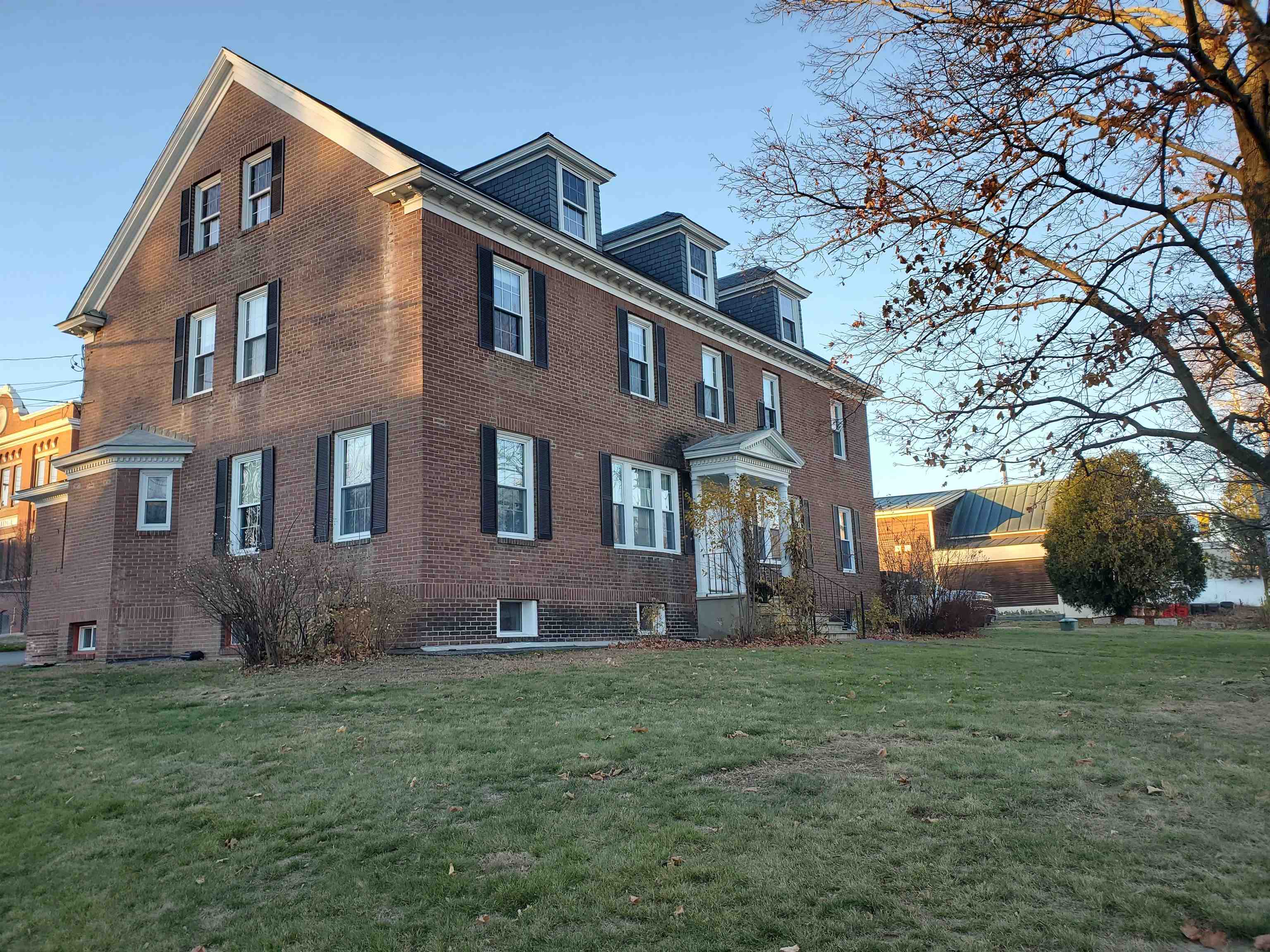 Lebanon NH&nbsp;All Apartments and Housing  for sale