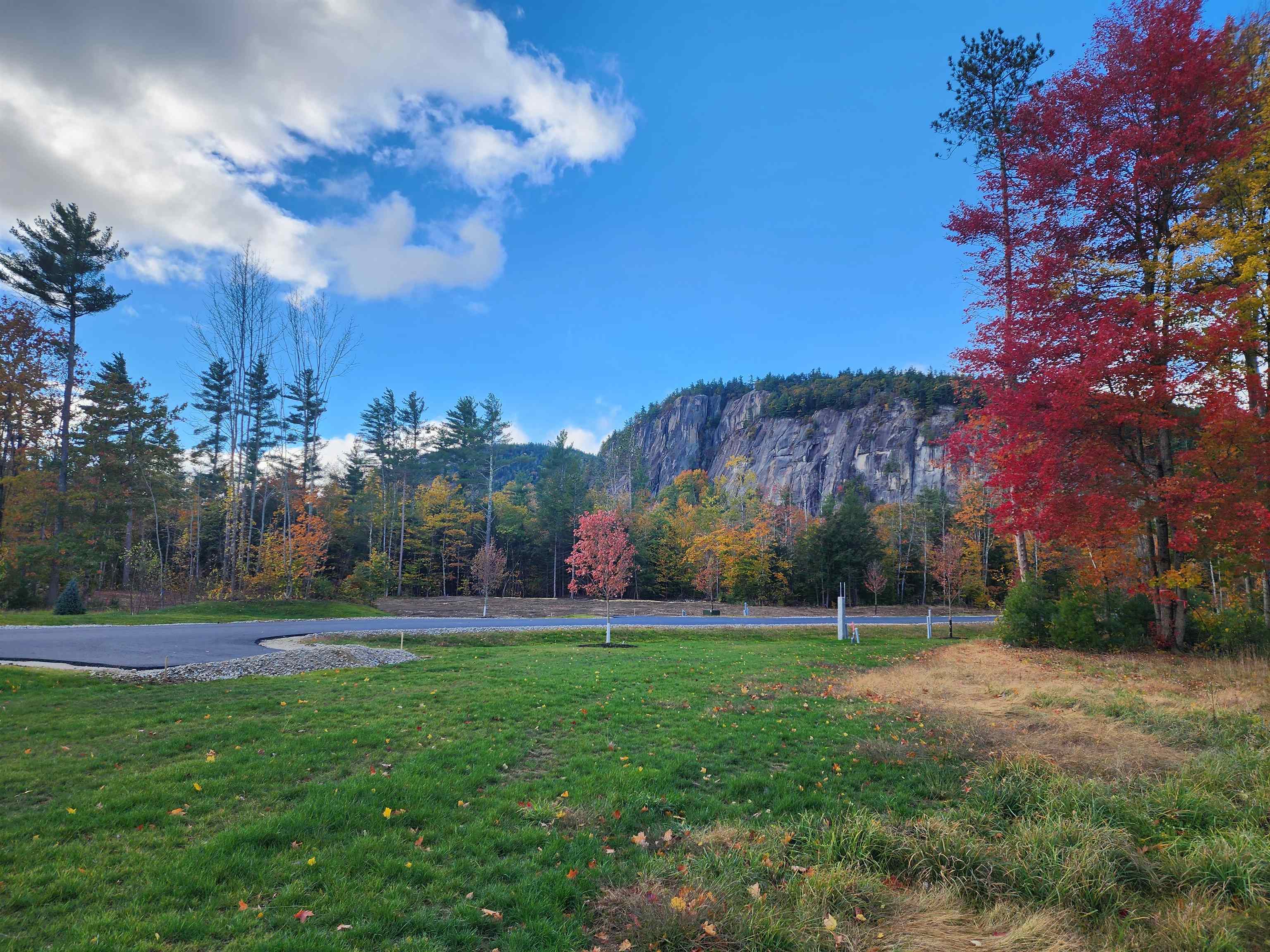 2 Lucy Brook Rd, Conway, NH 03860