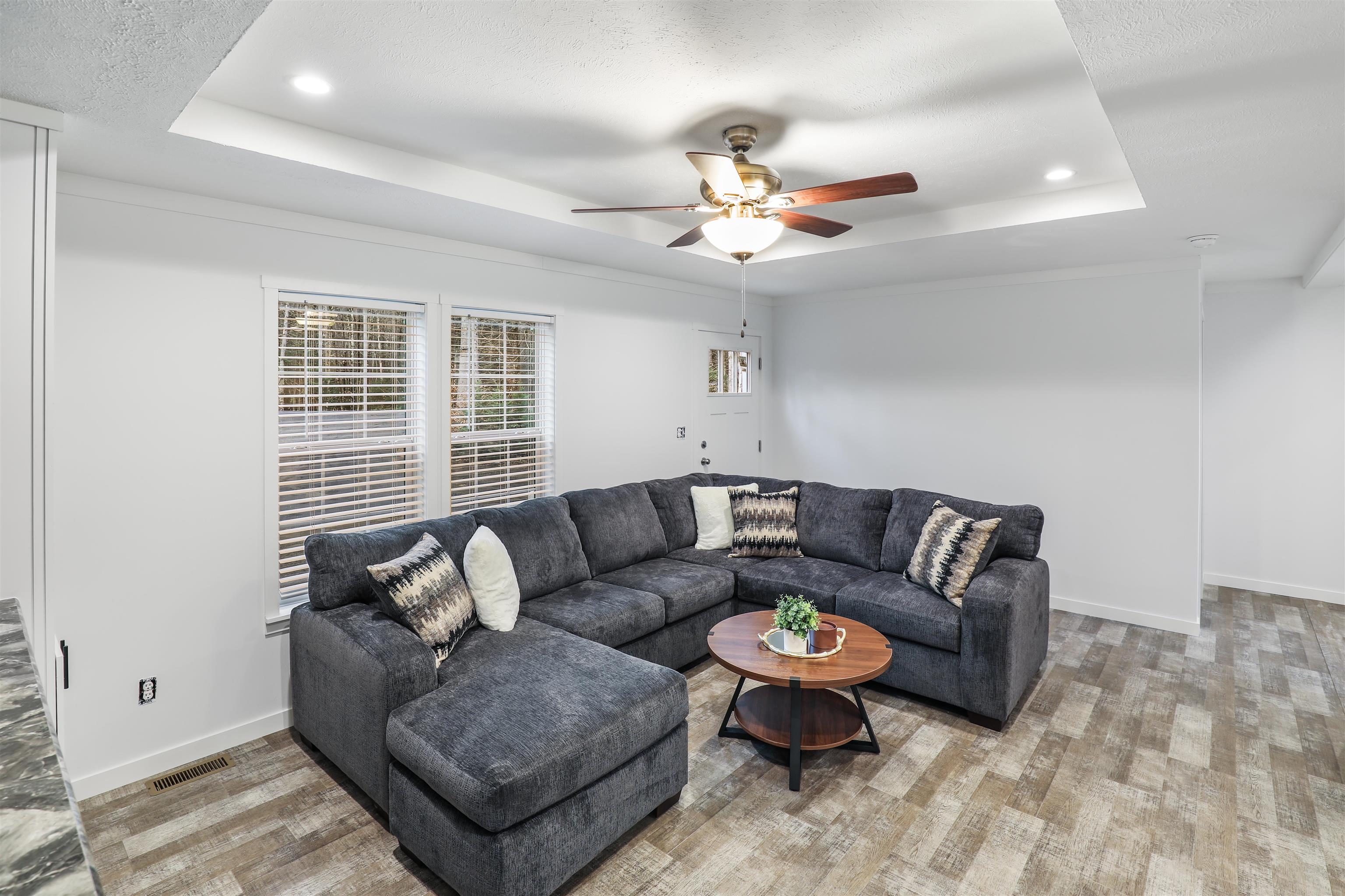 53 Sunrise Hill Rd, Thornton, NH 03285