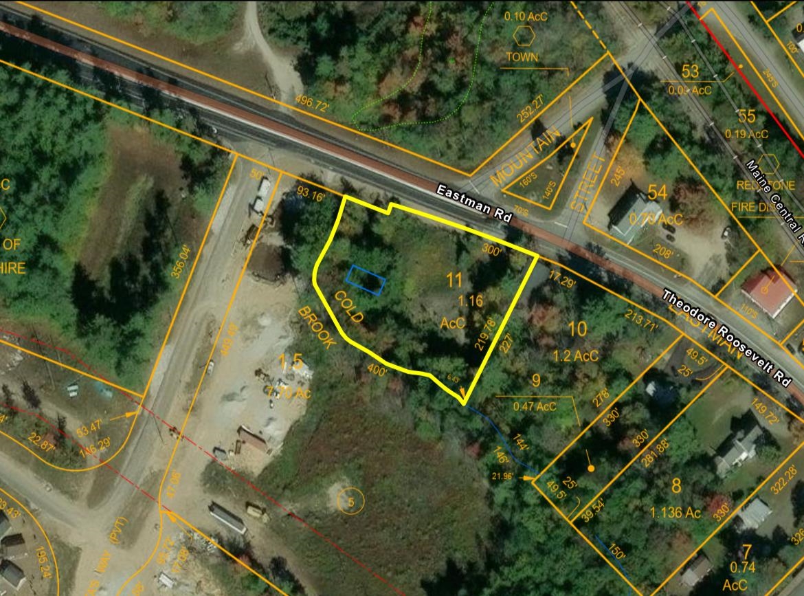 928 Eastman Rd, Conway, NH 03813