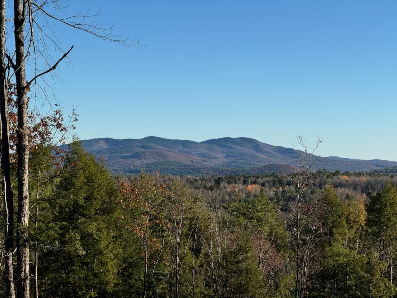 000 Shaker Rd, Sutton, NH 03260