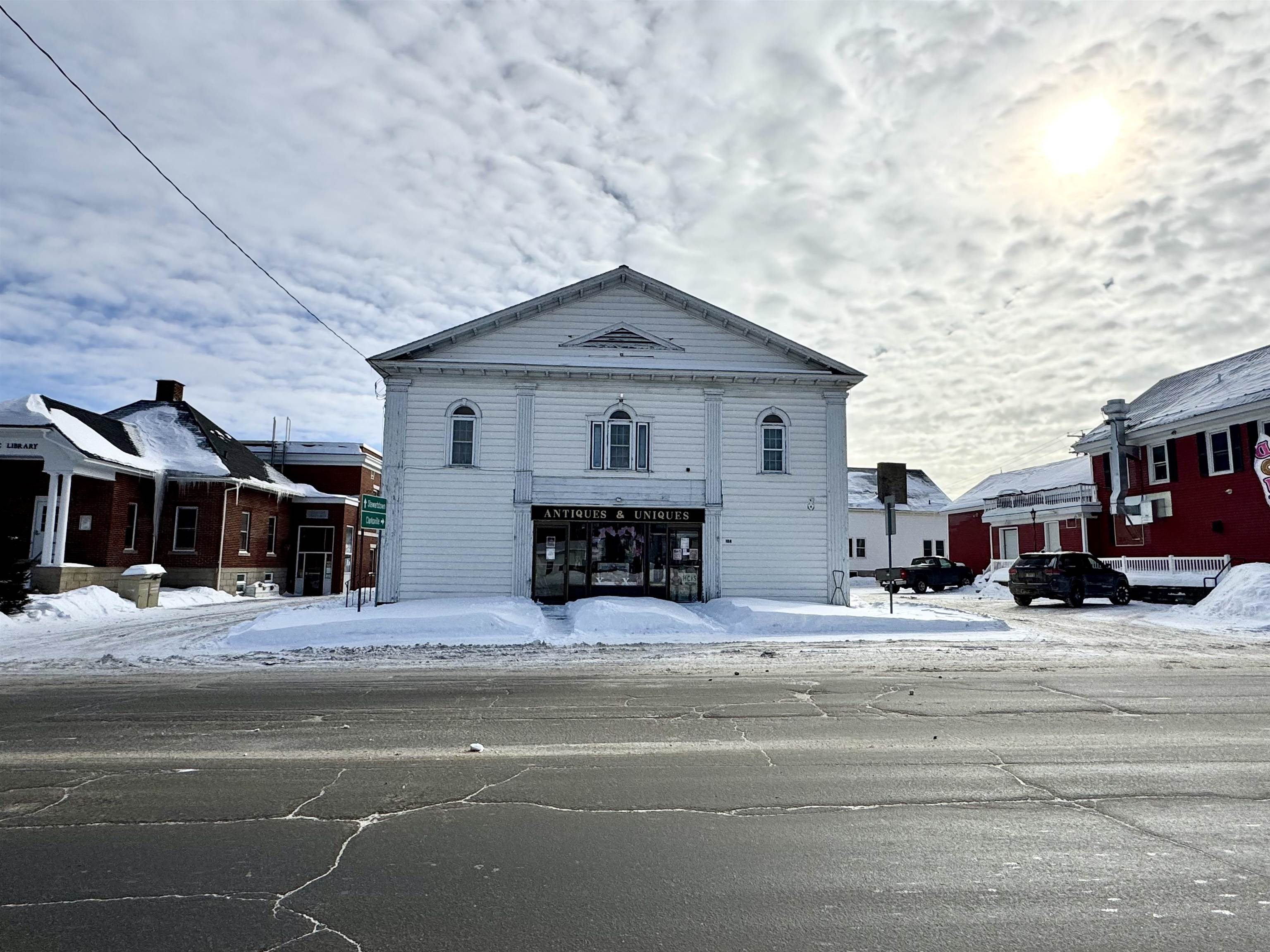 124 Main St, Colebrook, NH 03576