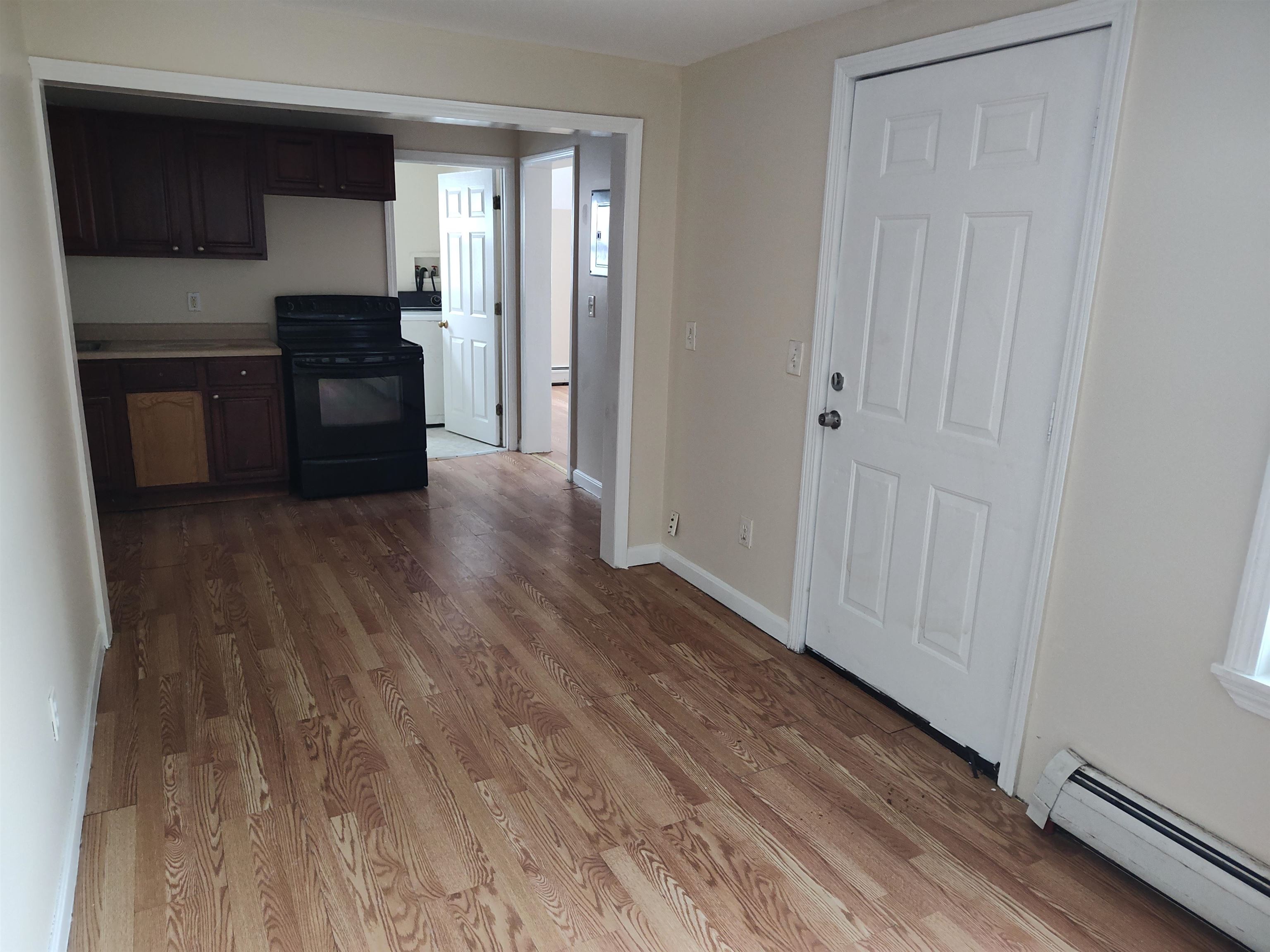 426 Manchester St, Manchester, NH 03103