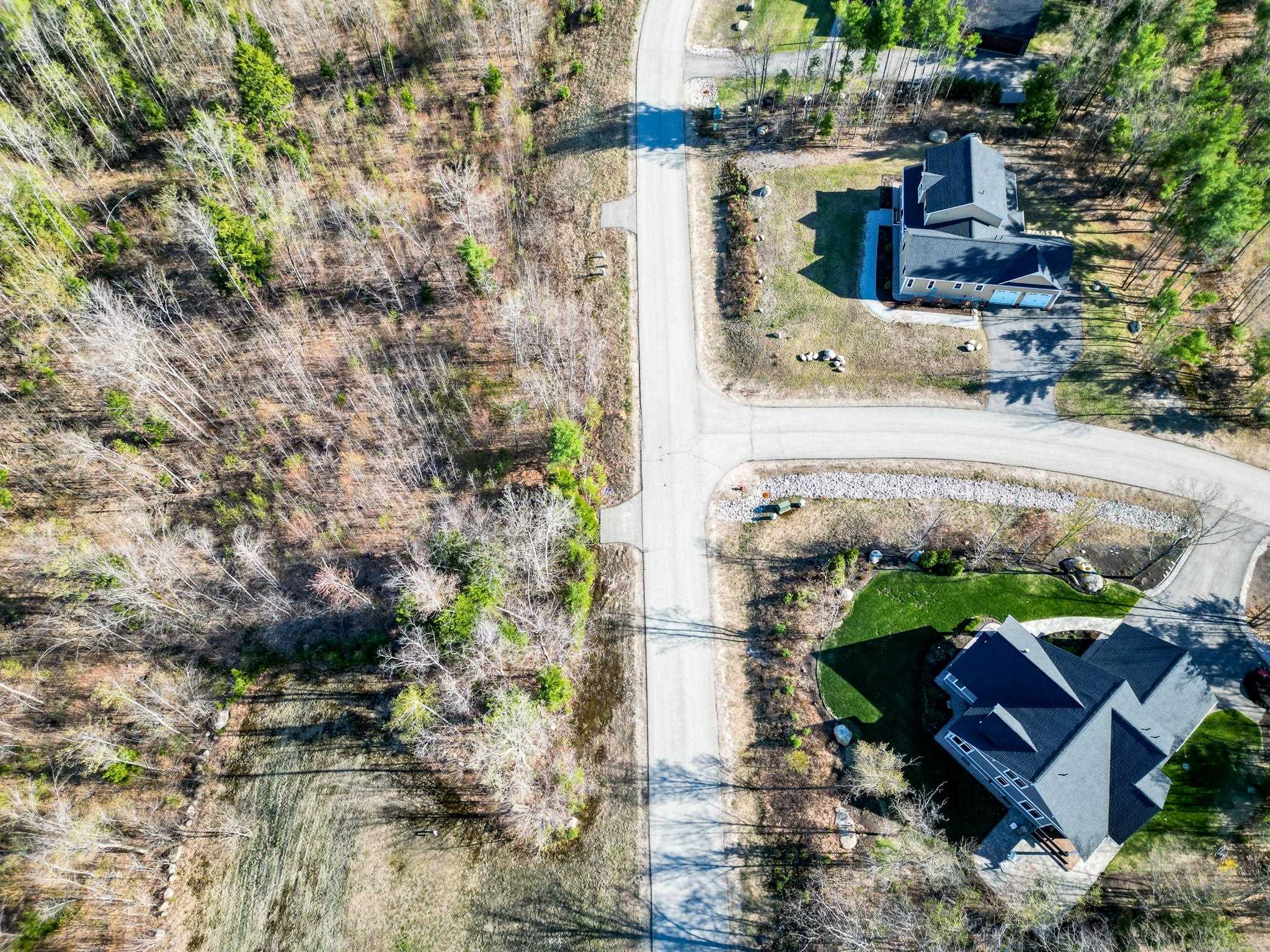 64 Grandview Rd, Conway, NH 03818