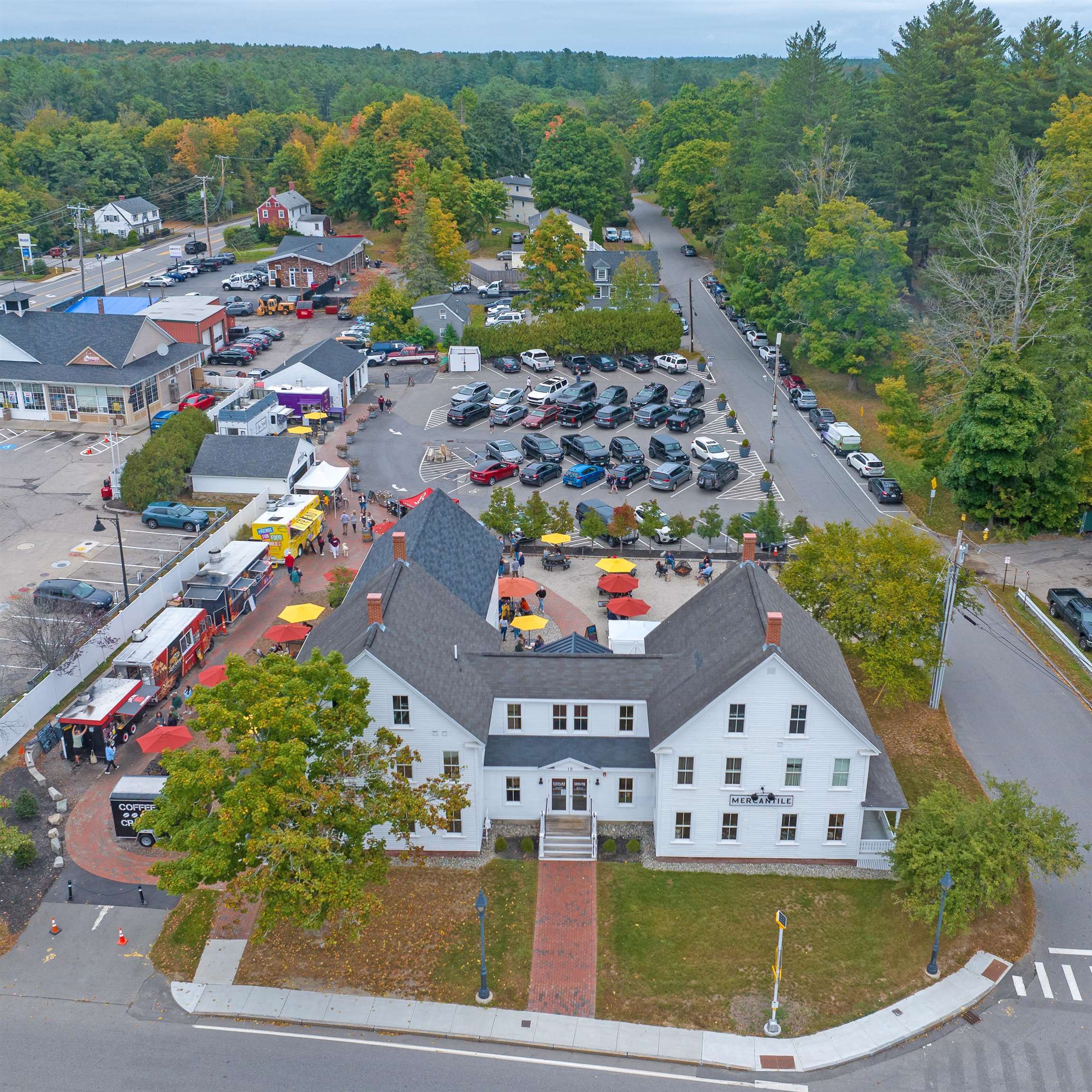 15 Newmarket Rd, Durham, NH 03824