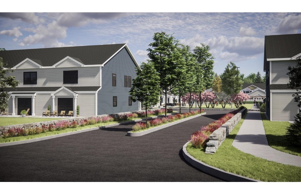 4 Tanager Cir, Concord, NH 03301