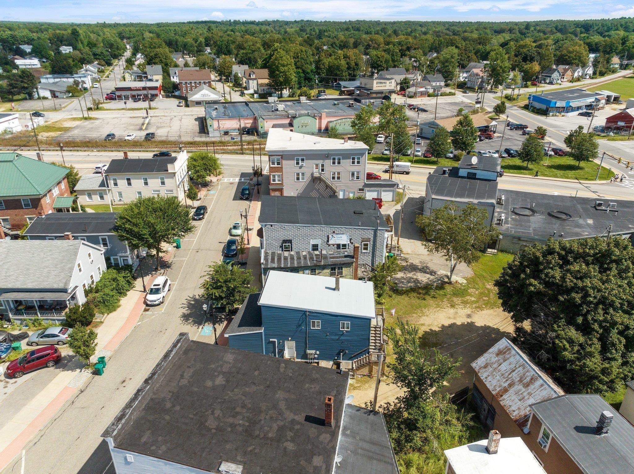 45 Hanson St, Rochester, NH 03867