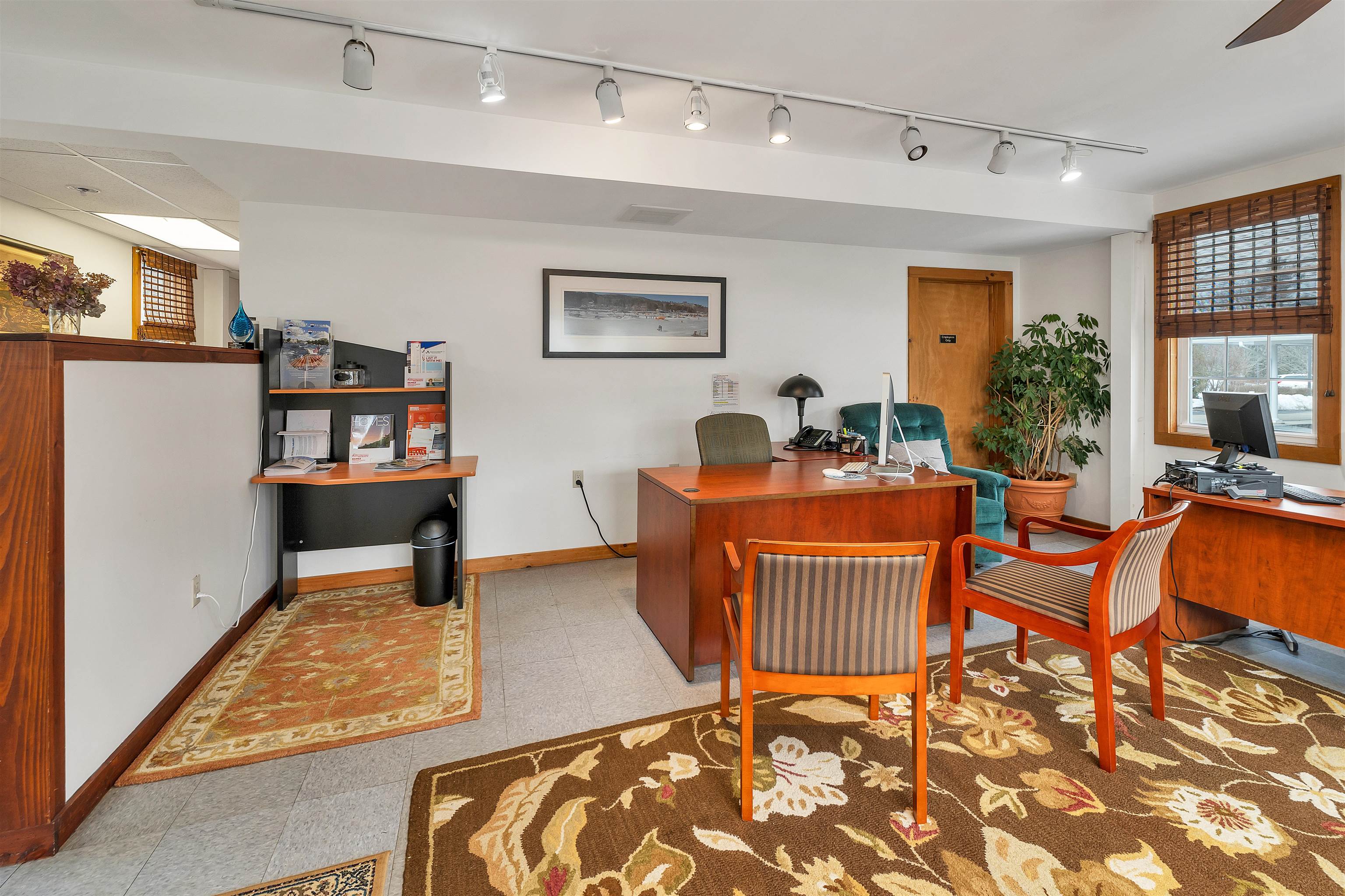 141 Main St, Alton, NH 03809