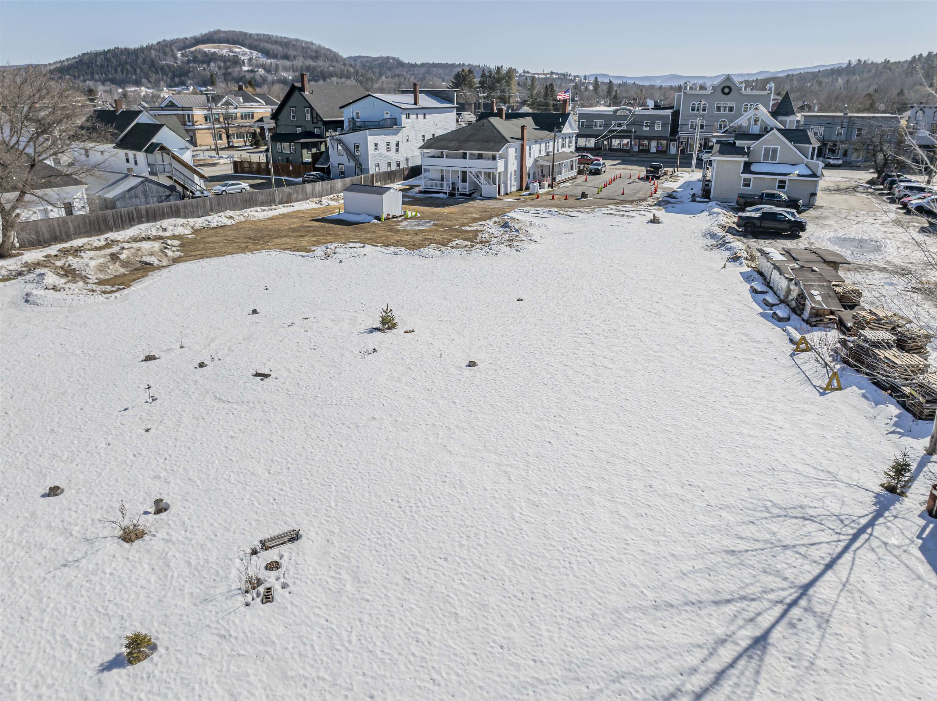 115117 Main St, Colebrook, NH 03576