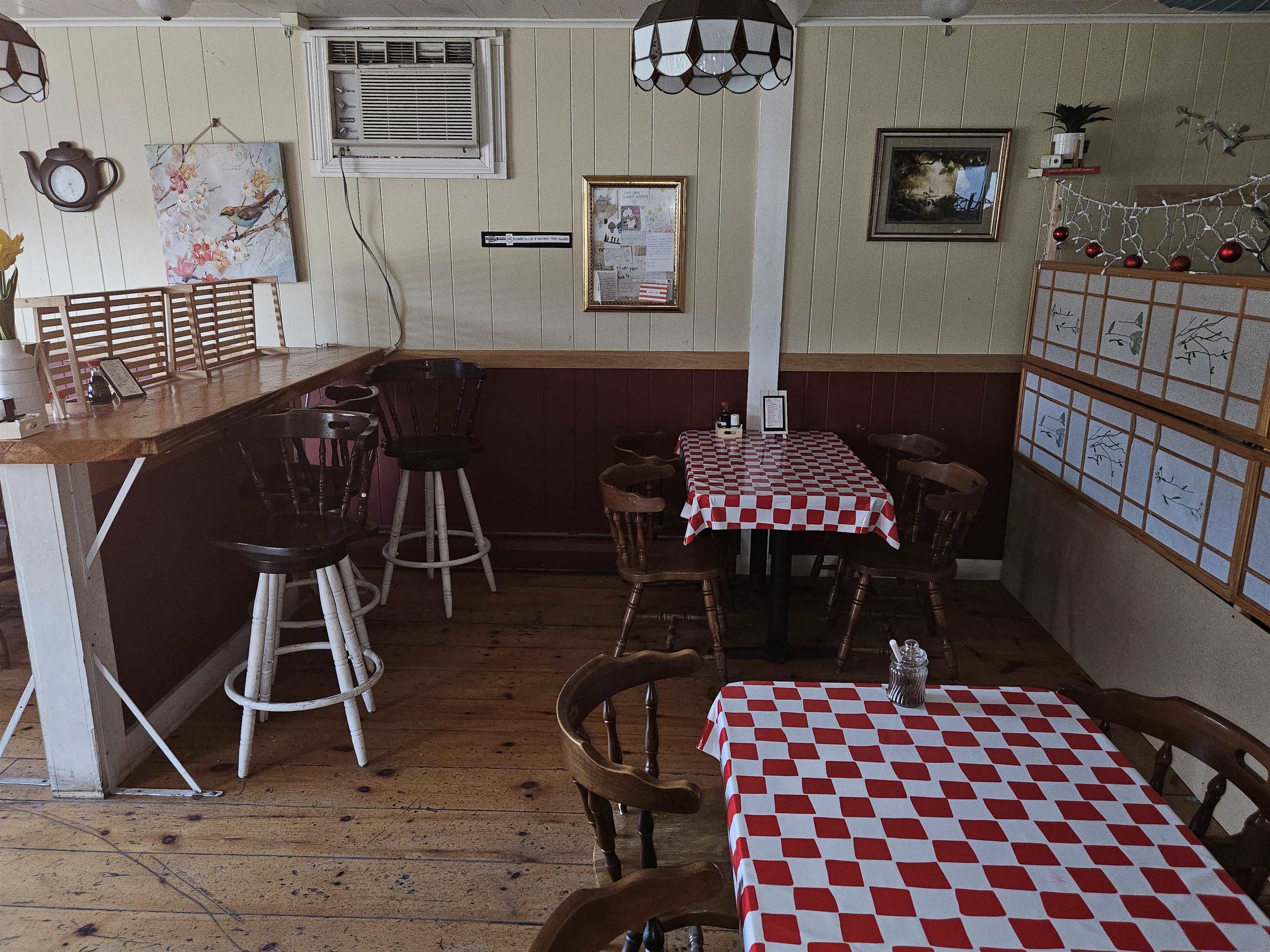 16 N Main St, Lisbon, NH 03585