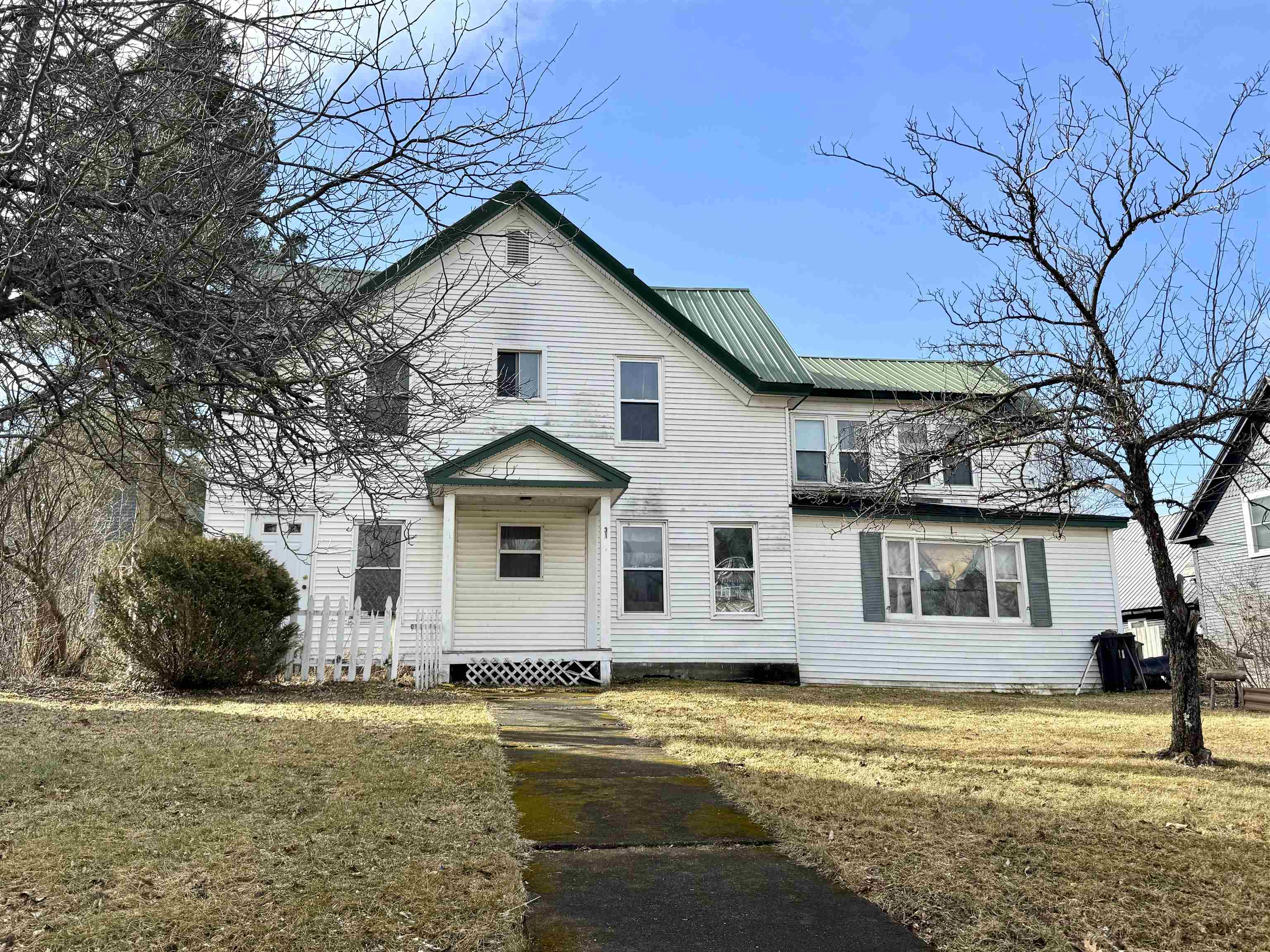 31 - 33 Colby St, Colebrook, NH 03576