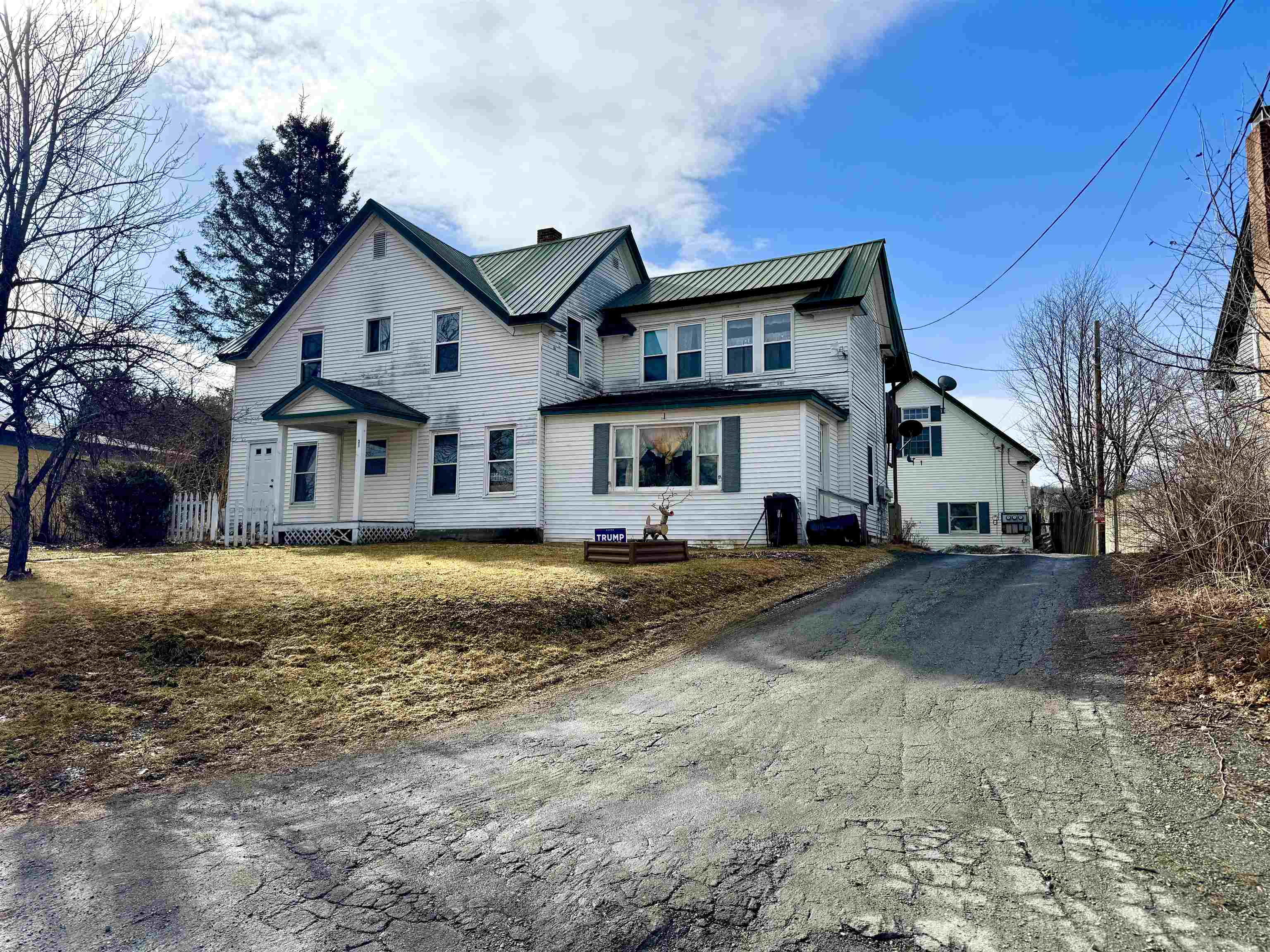 31 - 33 Colby St, Colebrook, NH 03576