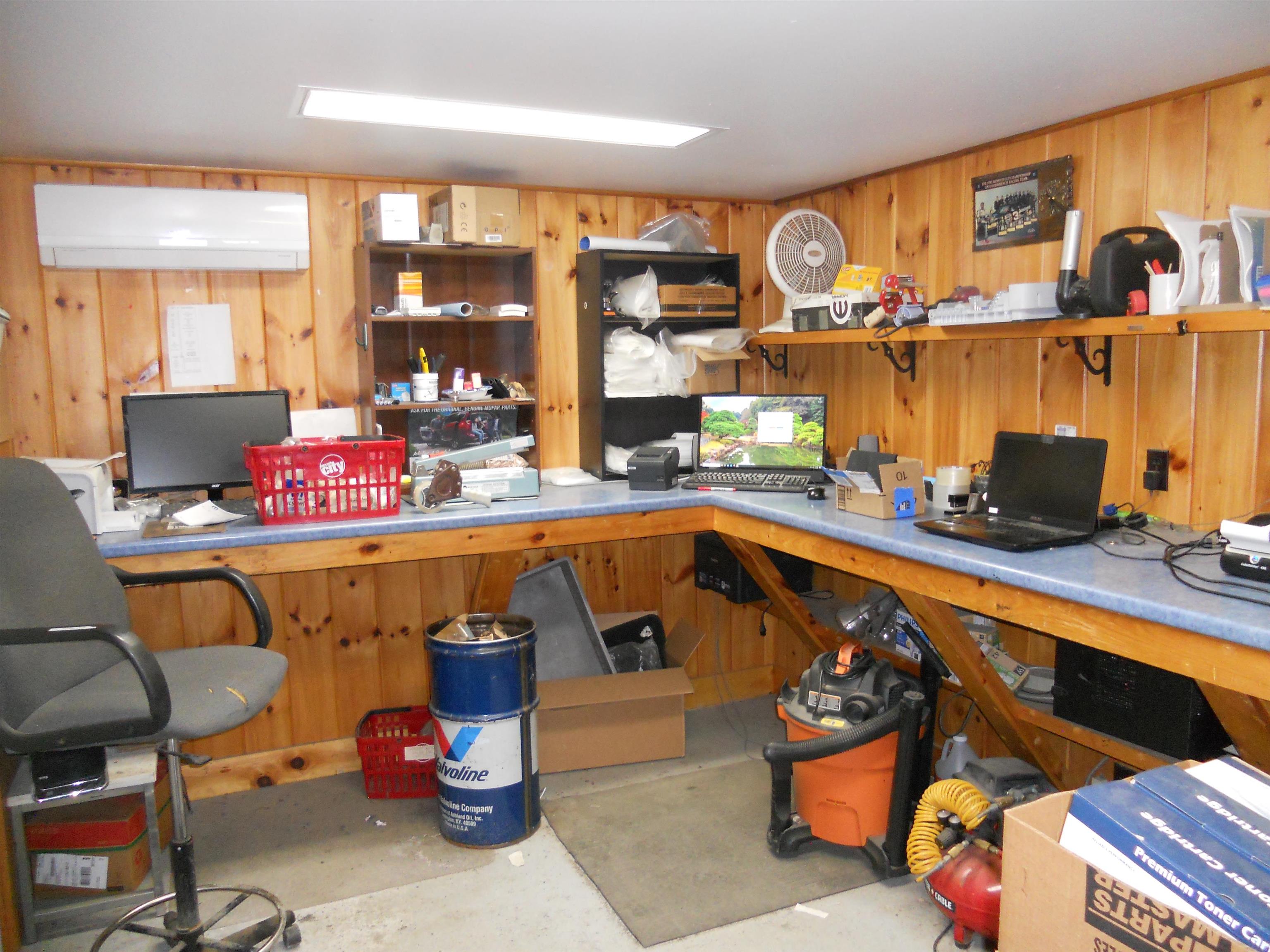 Mini Split in Warehouse Office 22678702