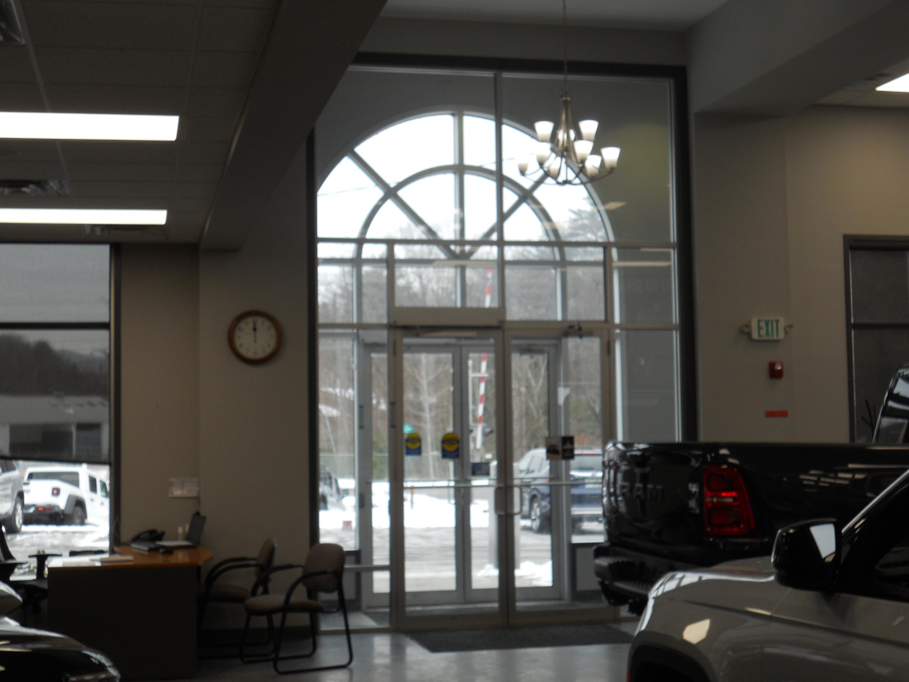 Beautiful Showroom Area 22678692