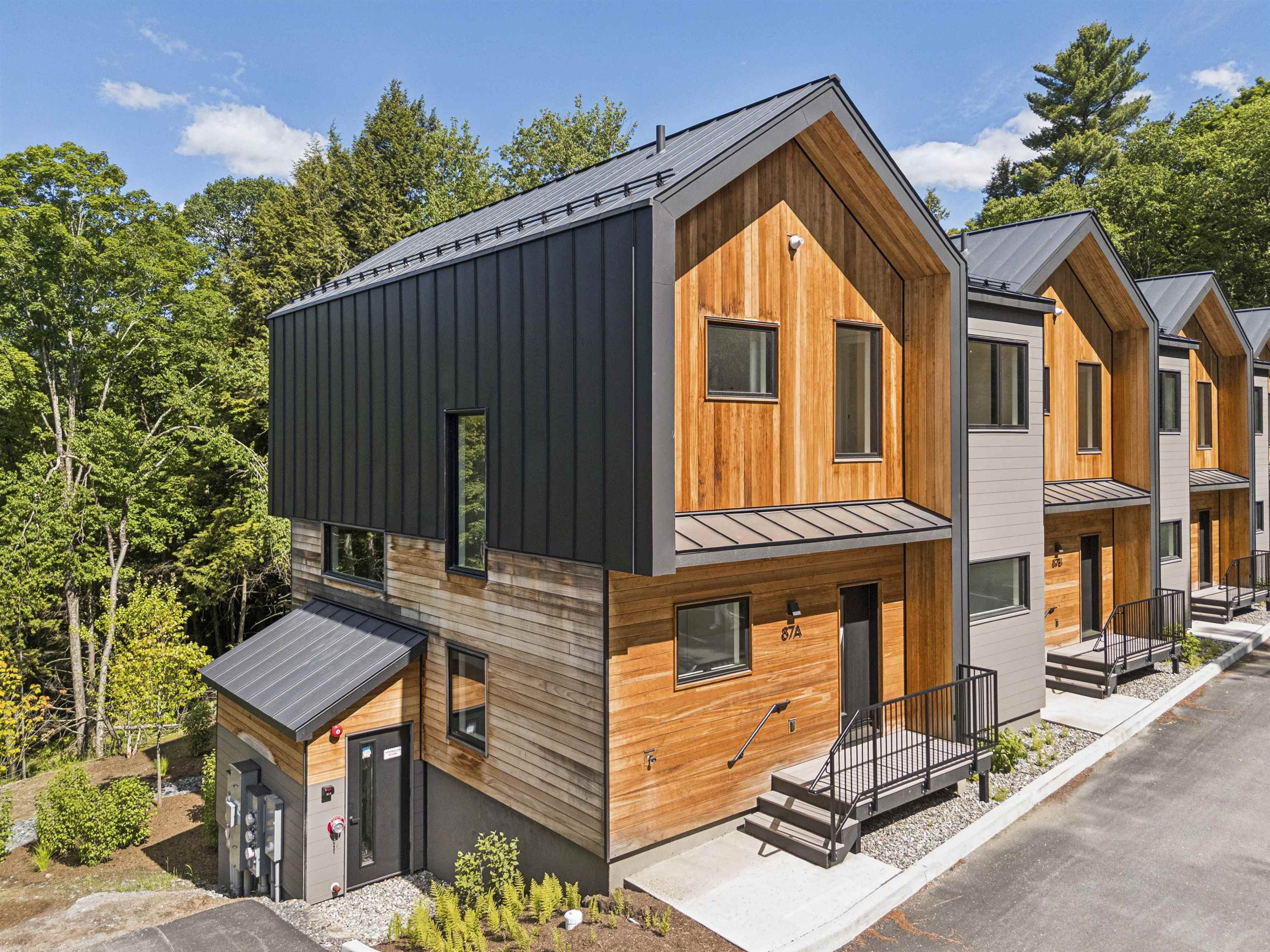87A Slate Hill Road Unit: 5
