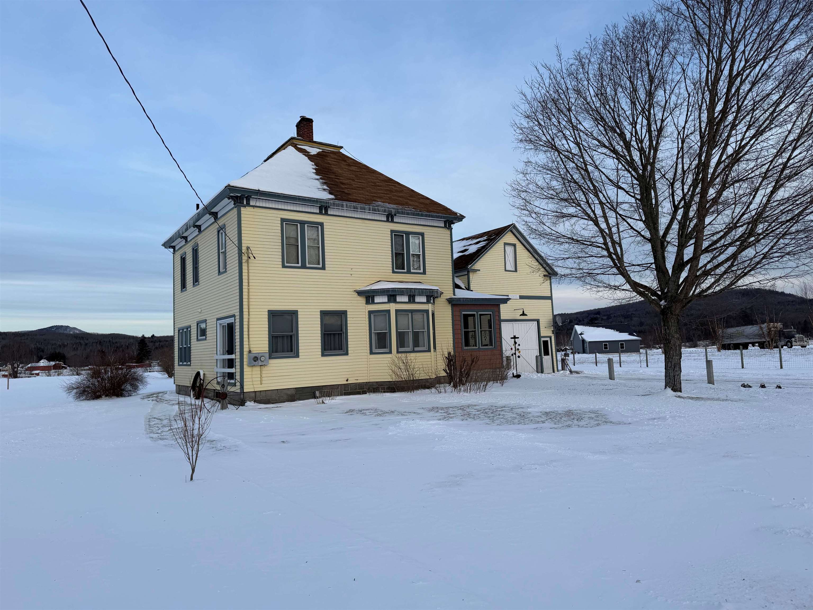 678 Milan Rd, Milan, NH 03588