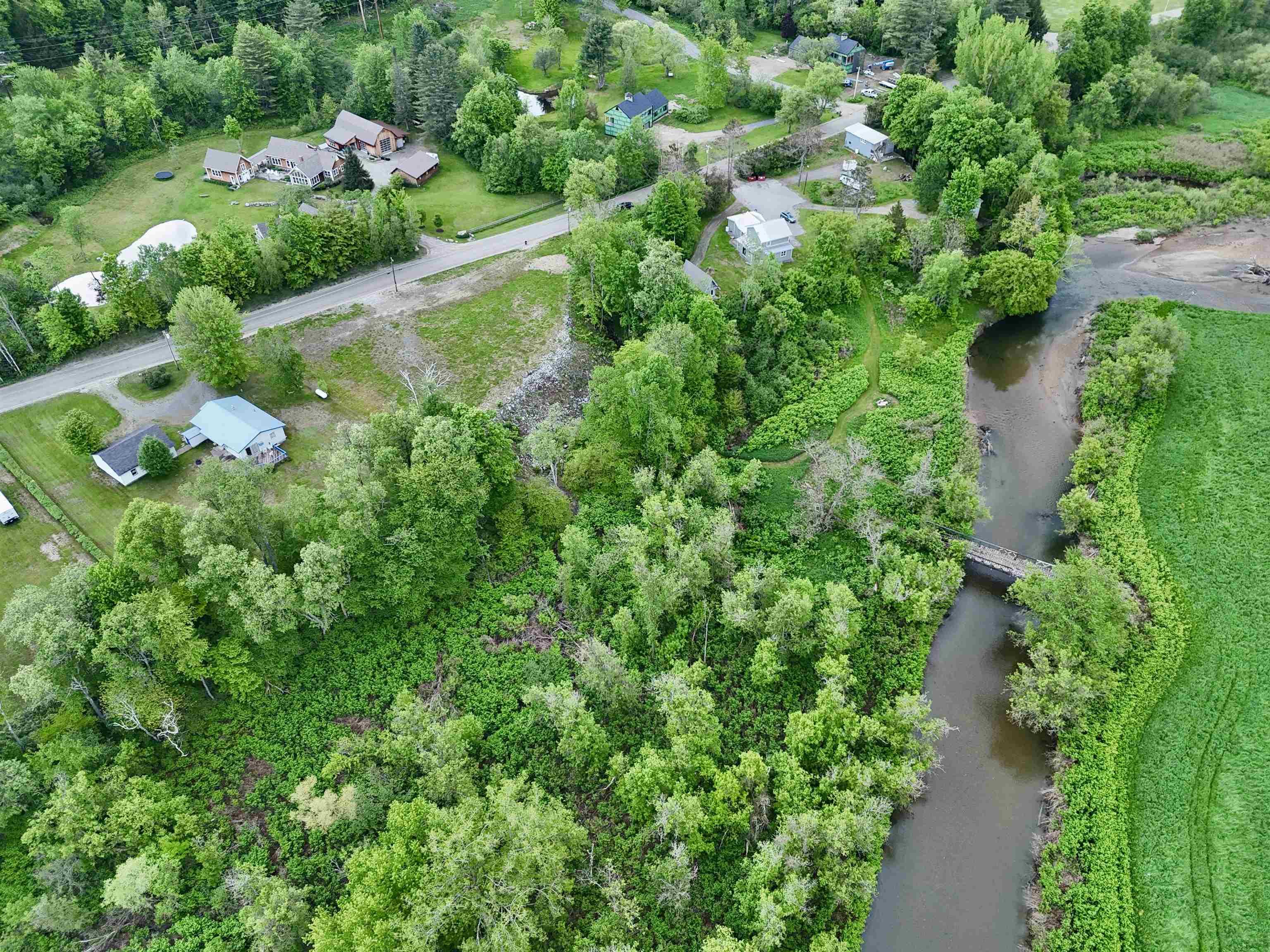 859 River Road — 4